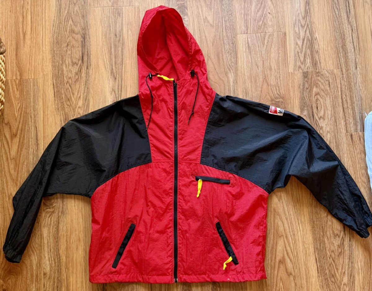 Marlboro Adventure Team Marlboro Adventure team - Windbreaker large Size US L / EU 52-54 / 3 - 1 Thumbnail
