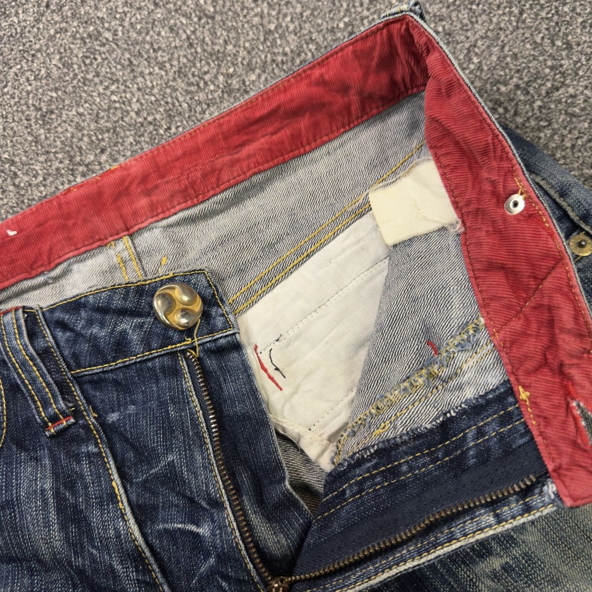 Japanese Brand 🔥🇯🇵 Osaka Big Train Boot Cut Distressed Denim Size US 32 / EU 48 - 16 Thumbnail