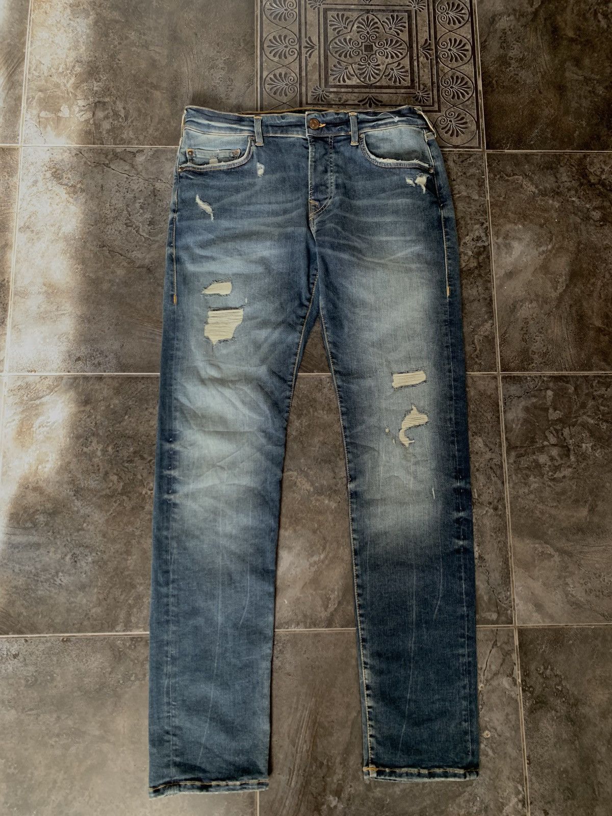 Japanese Brand × True Religion × Vintage 🔥 True Religion Rocco Relaxed Skinny Pants Jeans Y2K Logo Size US 33 - 1 Thumbnail