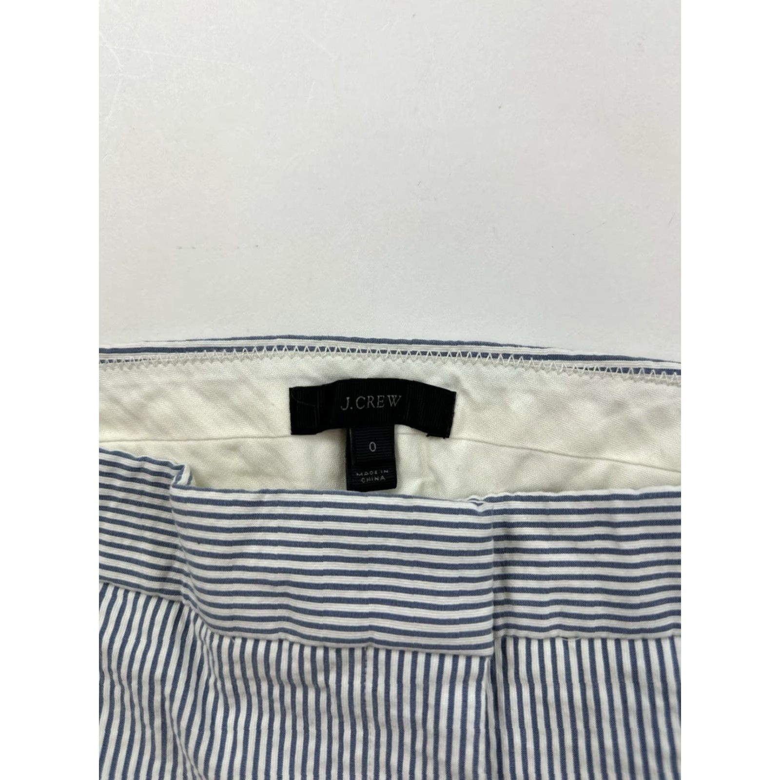 J.Crew VINTAGE J.Crew Women's Chino Pants Size 0 Mid Rise Straight Leg Striped Blue White Casual Size 25" / US 0 / IT 36 - 3 Thumbnail