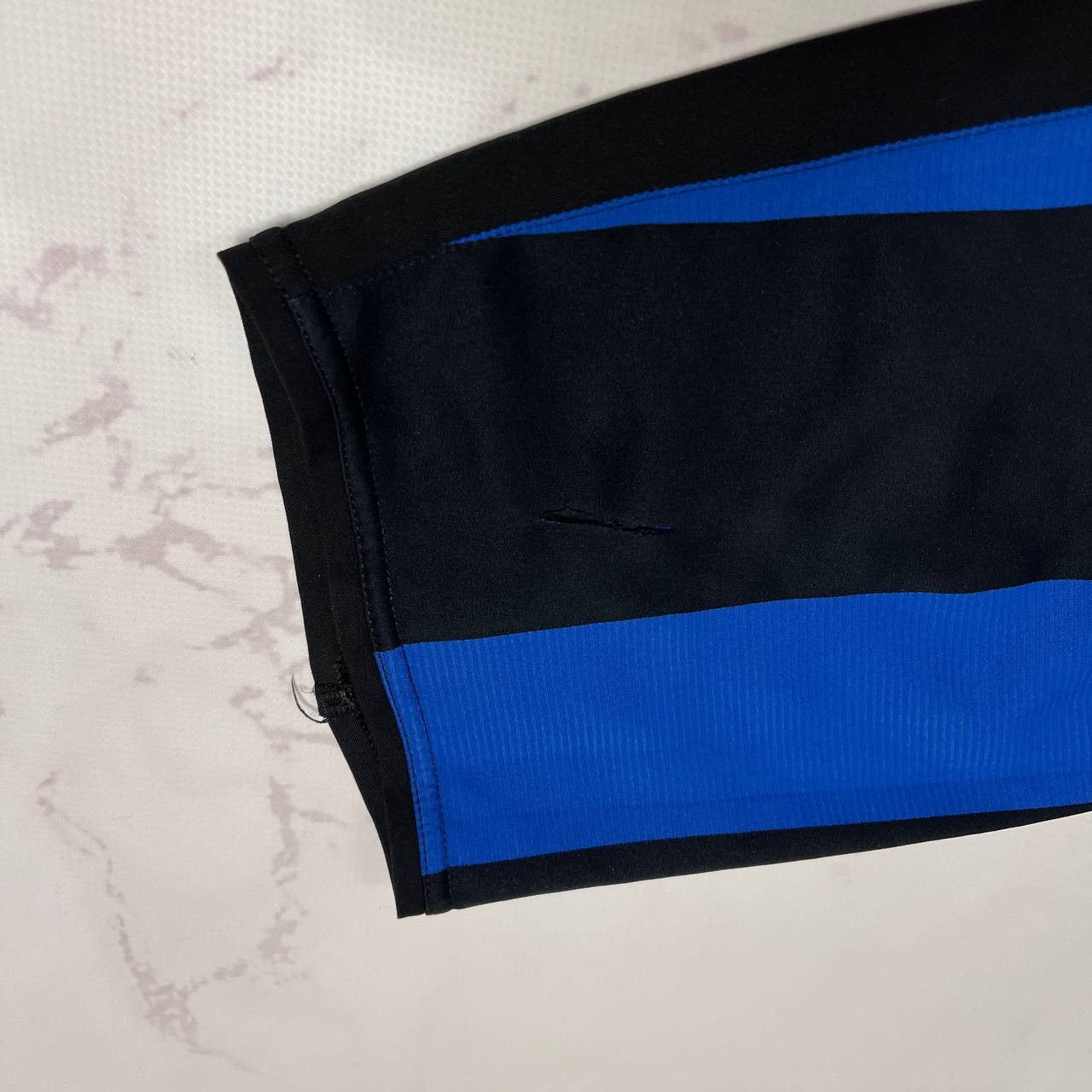 Nike Nike Inter Milan Home Football Soccer Jersey Size L Vintage Size US L / EU 52-54 / 3 - 9 Thumbnail