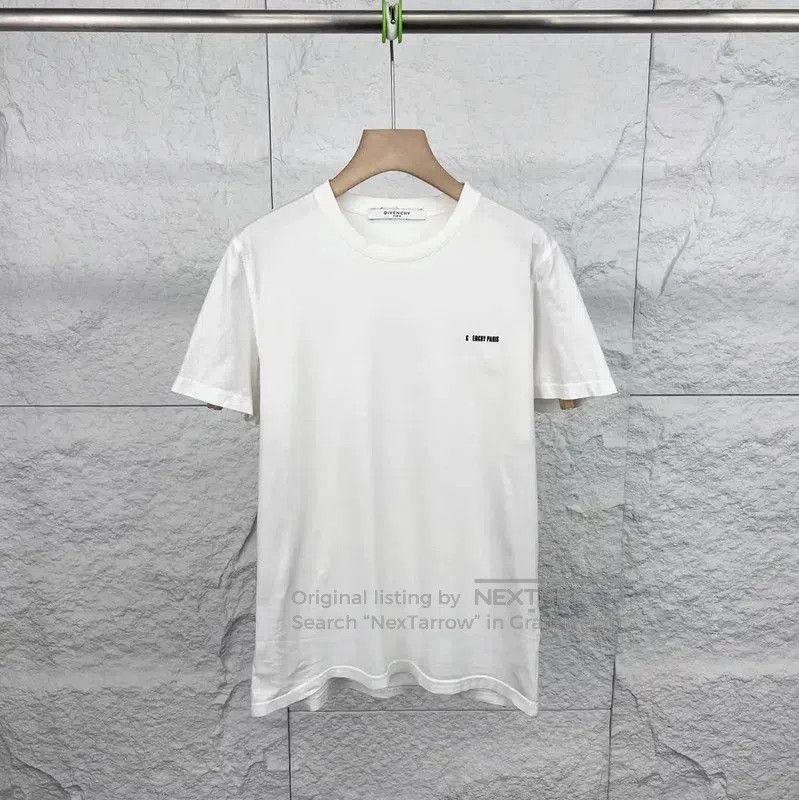 Givenchy Givenchy Women's XS White Cotton T-Shirt . Size XS / US 0-2 / IT 36-38 - 1 Thumbnail