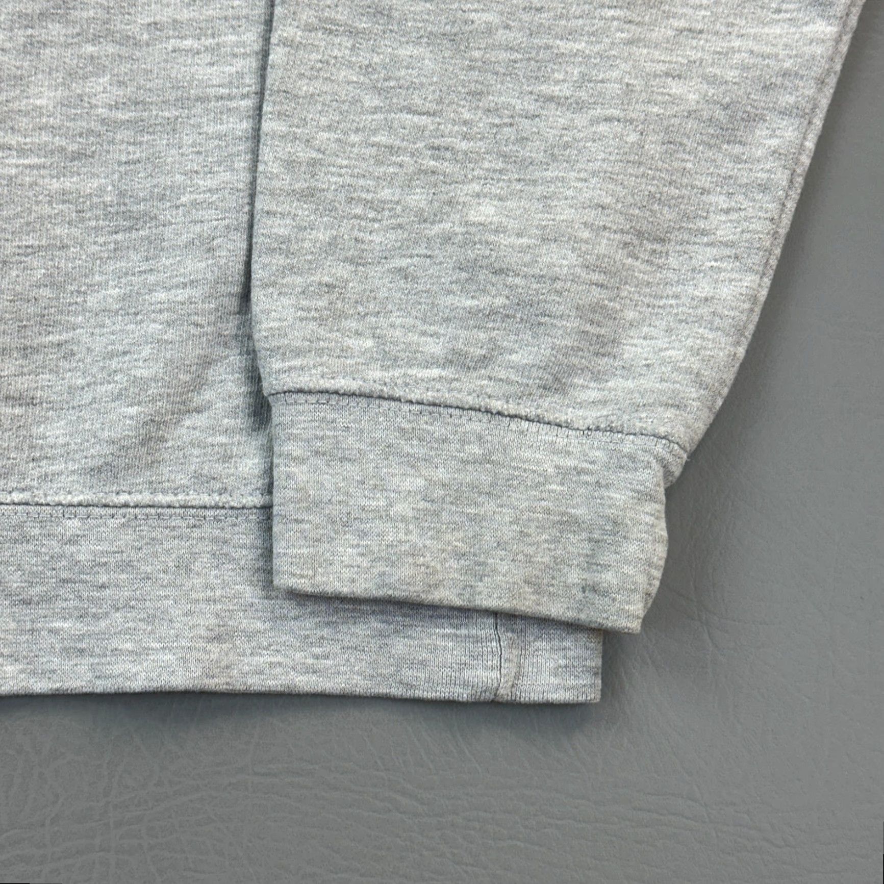 Adidas Adidas Originals Sweatshirt Mens Medium Gray Trefoil Logo Crewneck Pullover Shirt Men M Gray Graphic Print All Seasons Crew Neck Sweatshirt Size US M / EU 48-50 / 2 - 3 Thumbnail