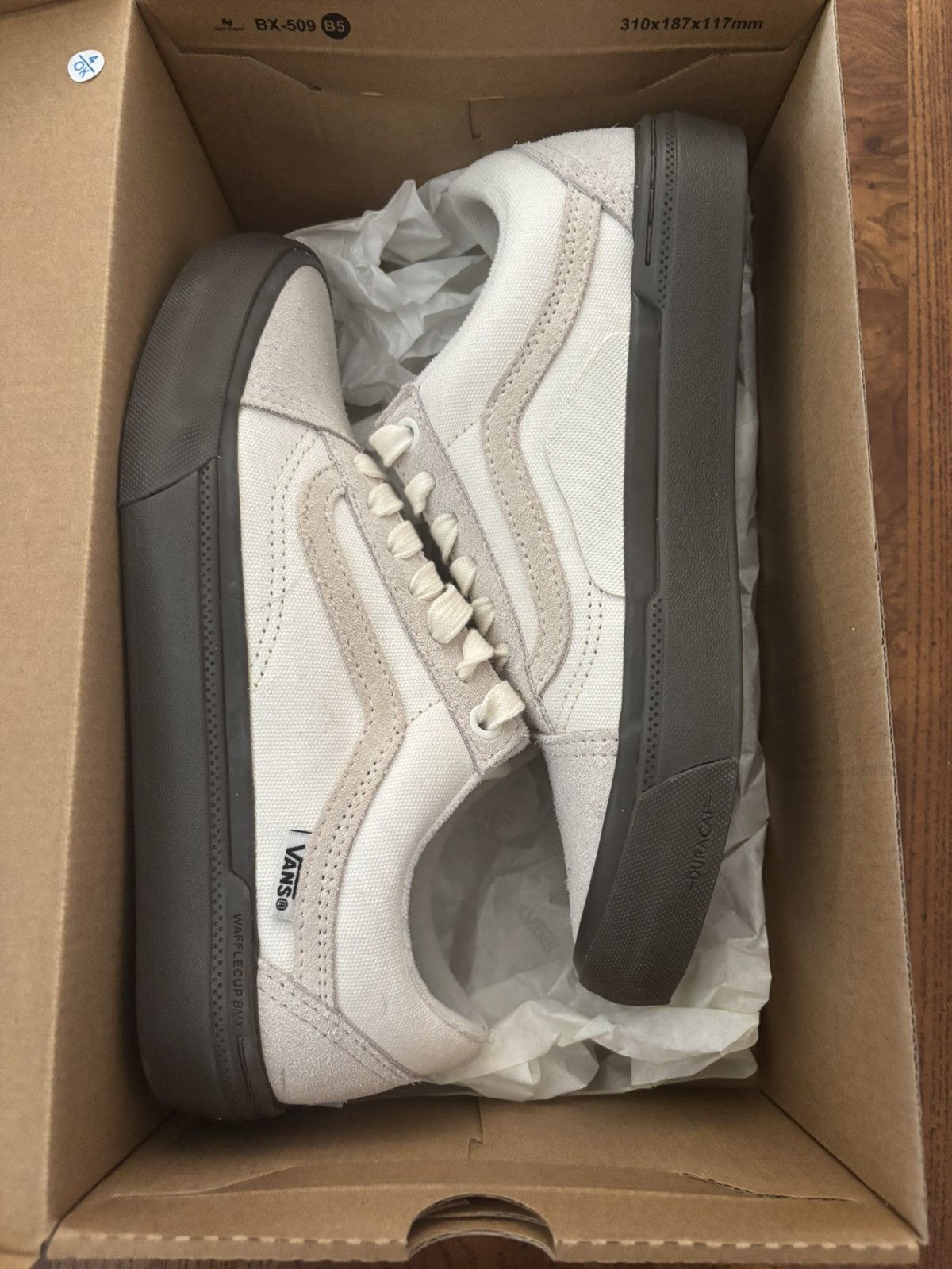 Vans Vans Bmx Old Skool ‘Marshmallow Gum’ Size US 5 / EU 37 - 8 Thumbnail