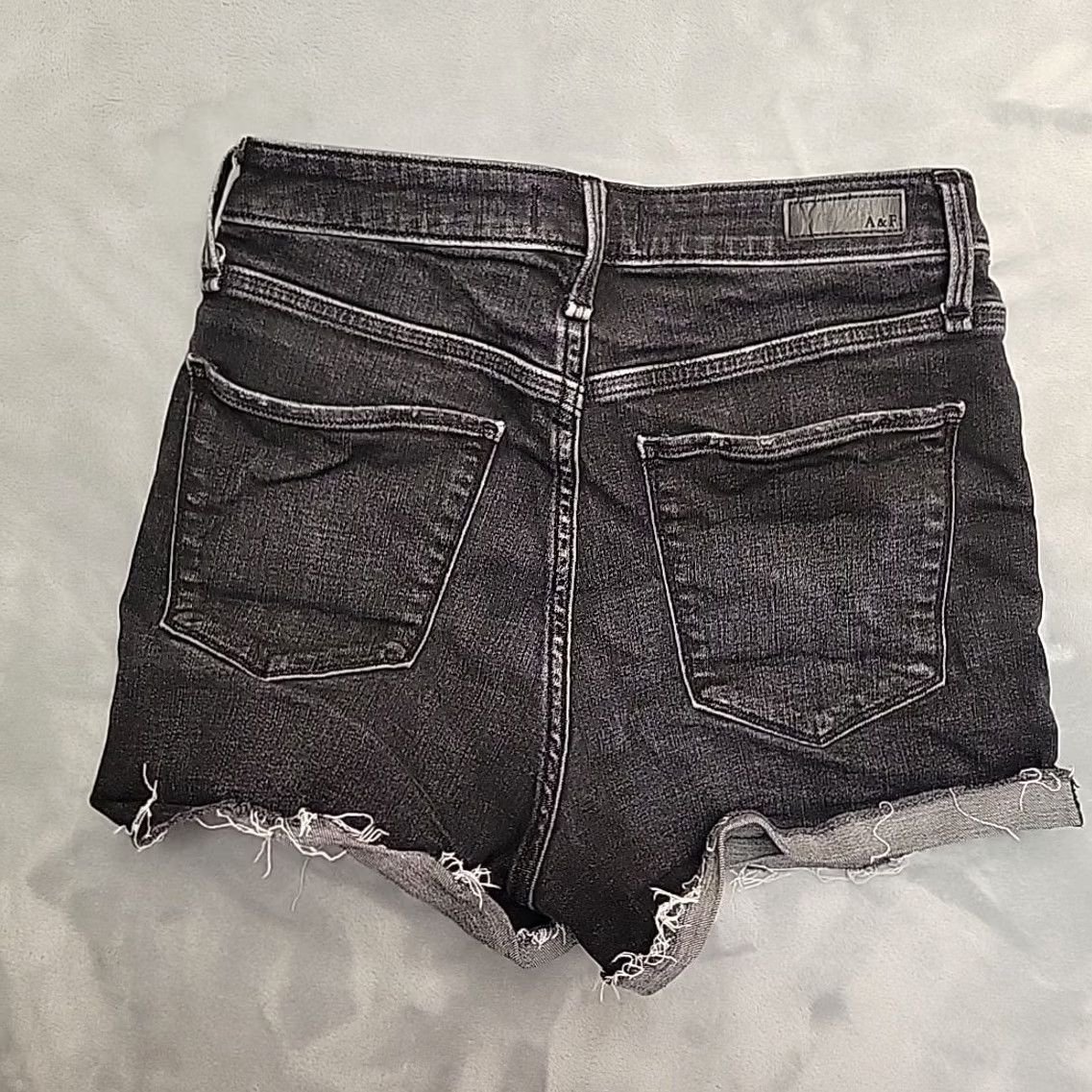 Abercrombie & Fitch Abercrombie & Fitch Shorts Women 26 Black Denim Simone Booty Biker Y2K Mini Shirt Size 26" / US 2 / IT 38 - 4 Thumbnail