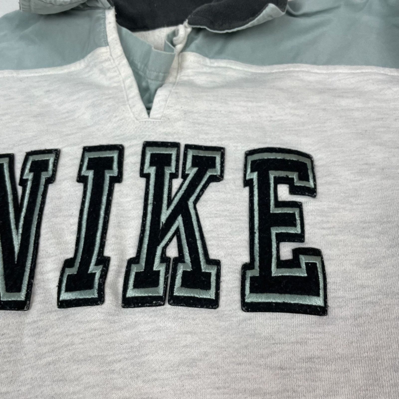 Nike × Vintage Vintage Nike Men Gray Swoosh Collared Long Sleeve Polo Shirt Size US L / EU 52-54 / 3 - 4 Thumbnail