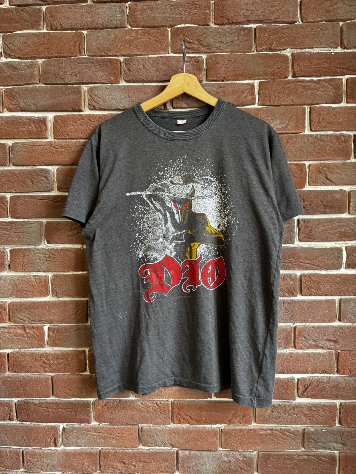 Vintage 1983 80s Dio Euro Tour Heavy Metal Band Tshirt XL