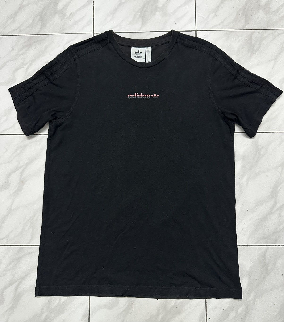 Adidas ADIDAS ORIGINAL’S BLACK PINK TSHIRT Size US M / EU 48-50 / 2 - 1 Thumbnail