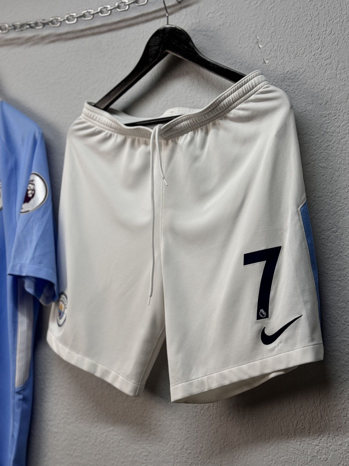 Vintage Vintage Nike Manchester City Sterling 2017 suits blockcore Size US L / EU 52-54 / 3 - 5 Thumbnail