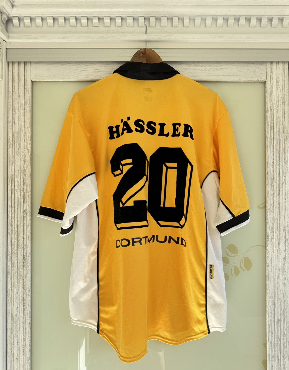 Hassler 20 Borussia Dortmund 1998-1999 Vintage Socce Jersey