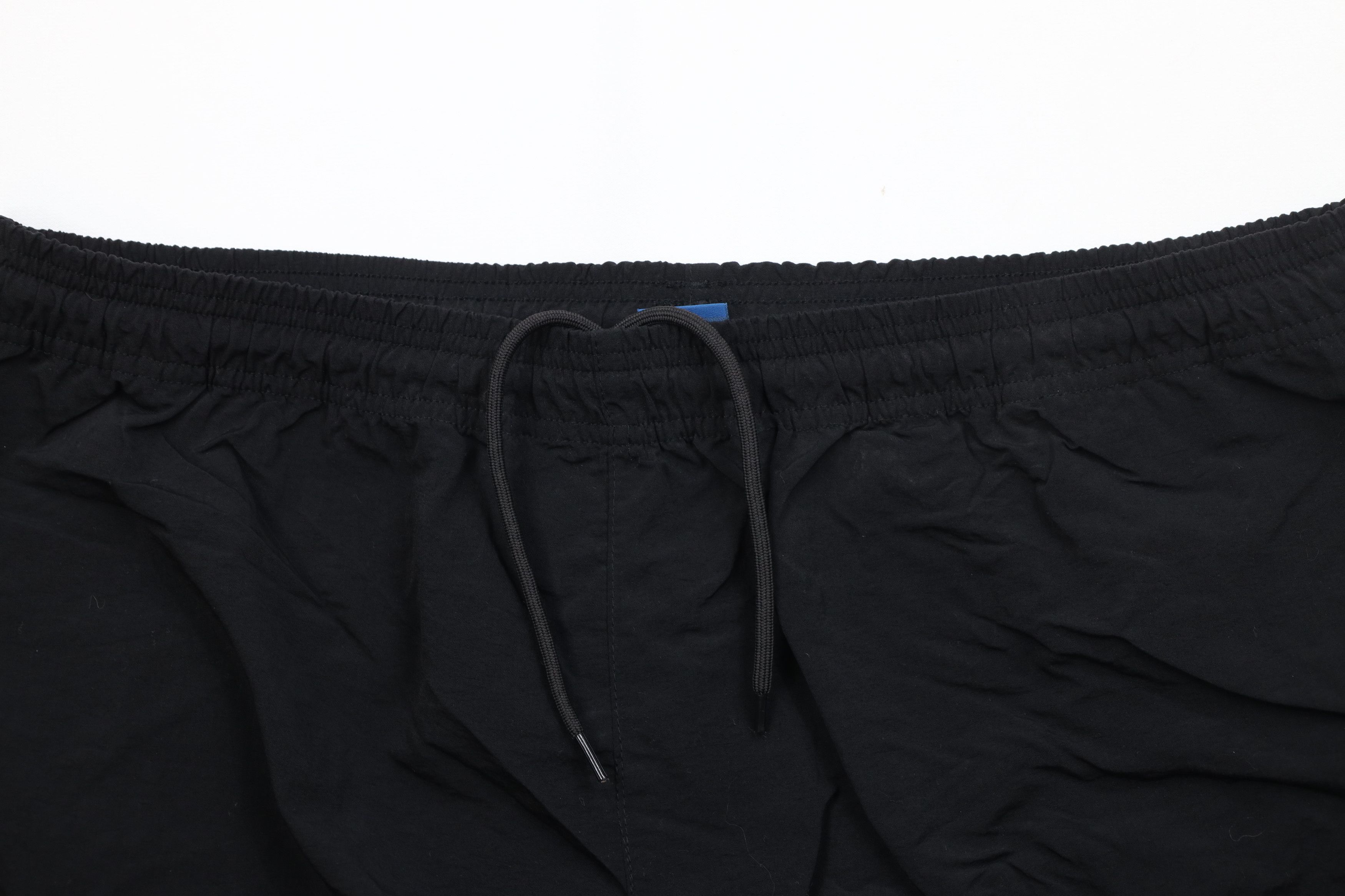 Reebok Vintage Y2K Reebok Windbreaker Cargo Shorts Black Nylon Size US 36 / EU 52 - 2 Thumbnail