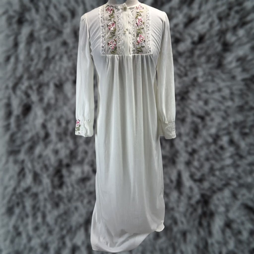 Lee VINTAGE Shannon Lee Nightgown Micro Fleece Ivory Floral Embroidered USA L Nightgown Women’s 1980s Victorian Nylon Regular, Original, Small RunMens? Size ONE SIZE - 1 Thumbnail