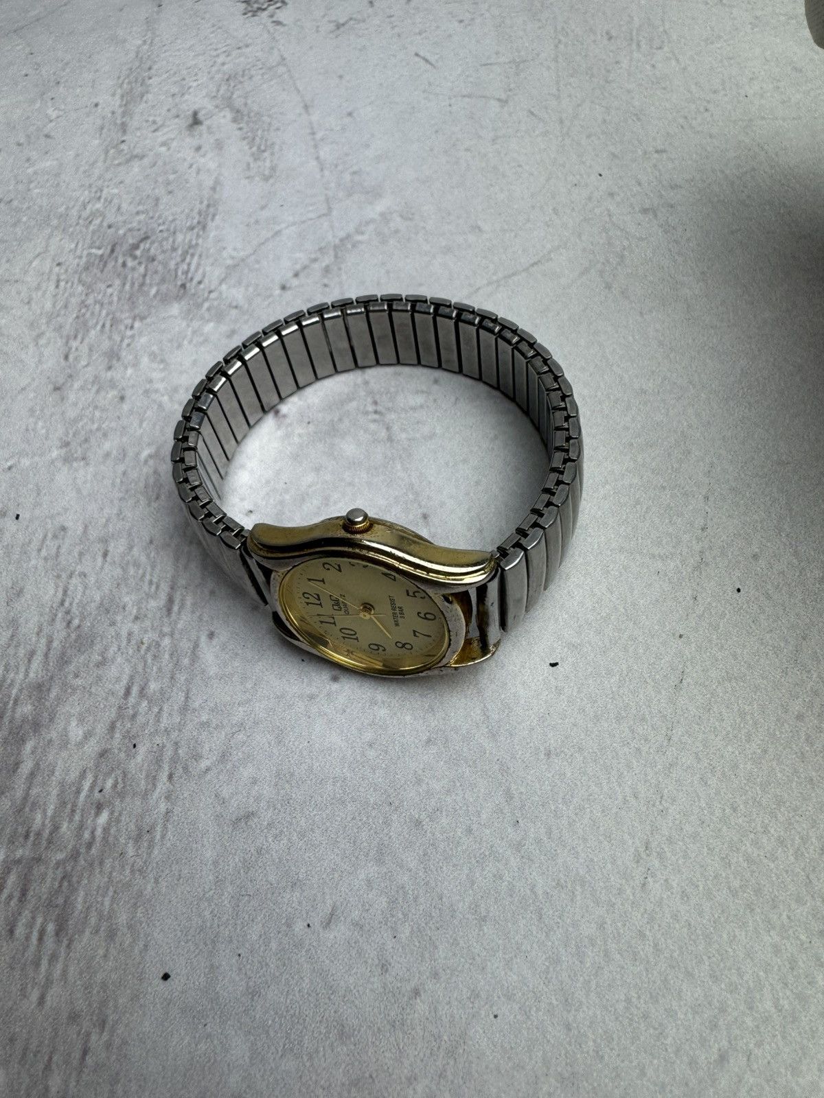 Japanese Brand Vintage Q&Q Watch men’s Size ONE SIZE - 6 Thumbnail