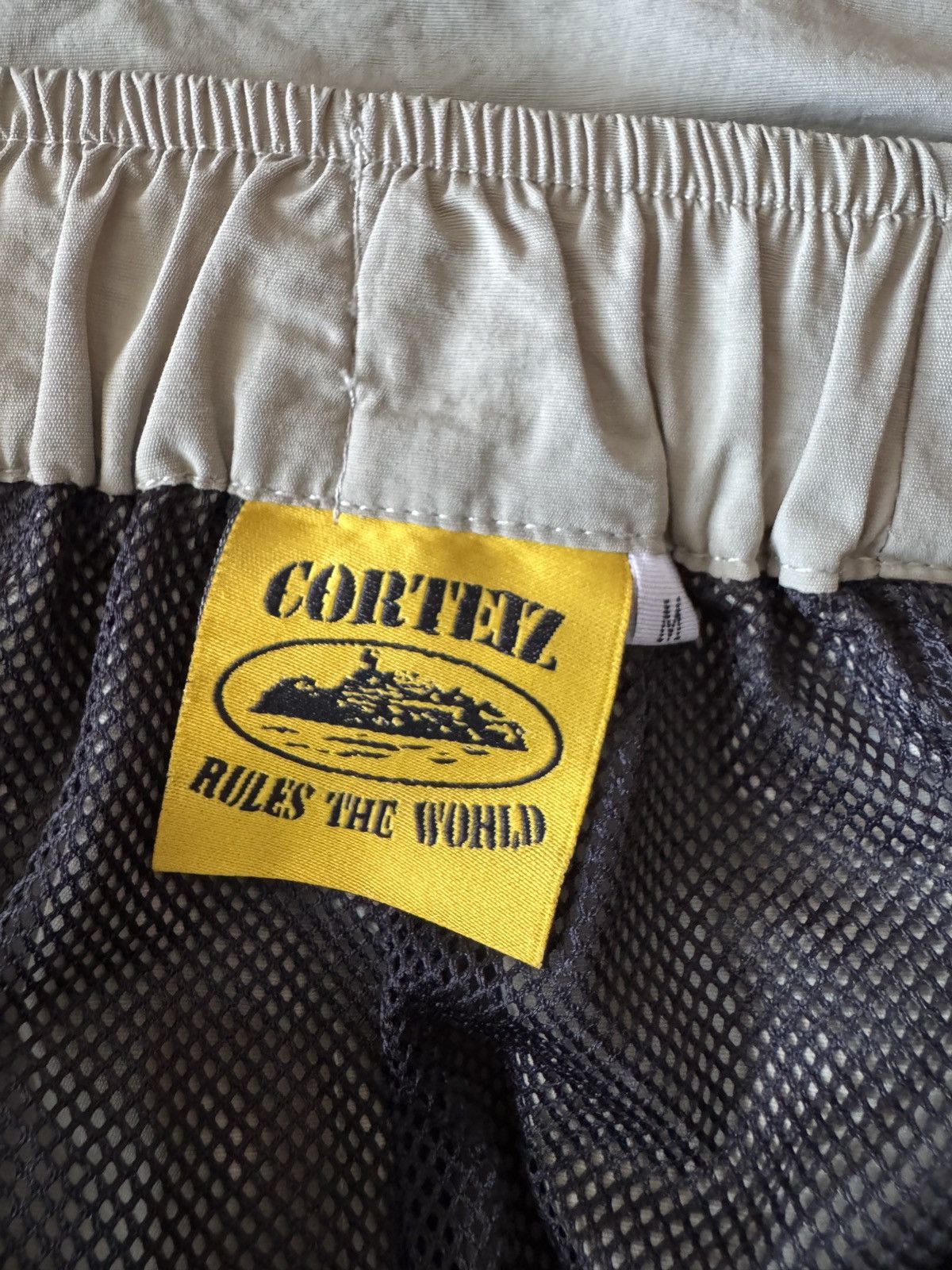 Corteiz Corteiz Nylon Khaki Shorts Size US 32 / EU 48 - 4 Thumbnail