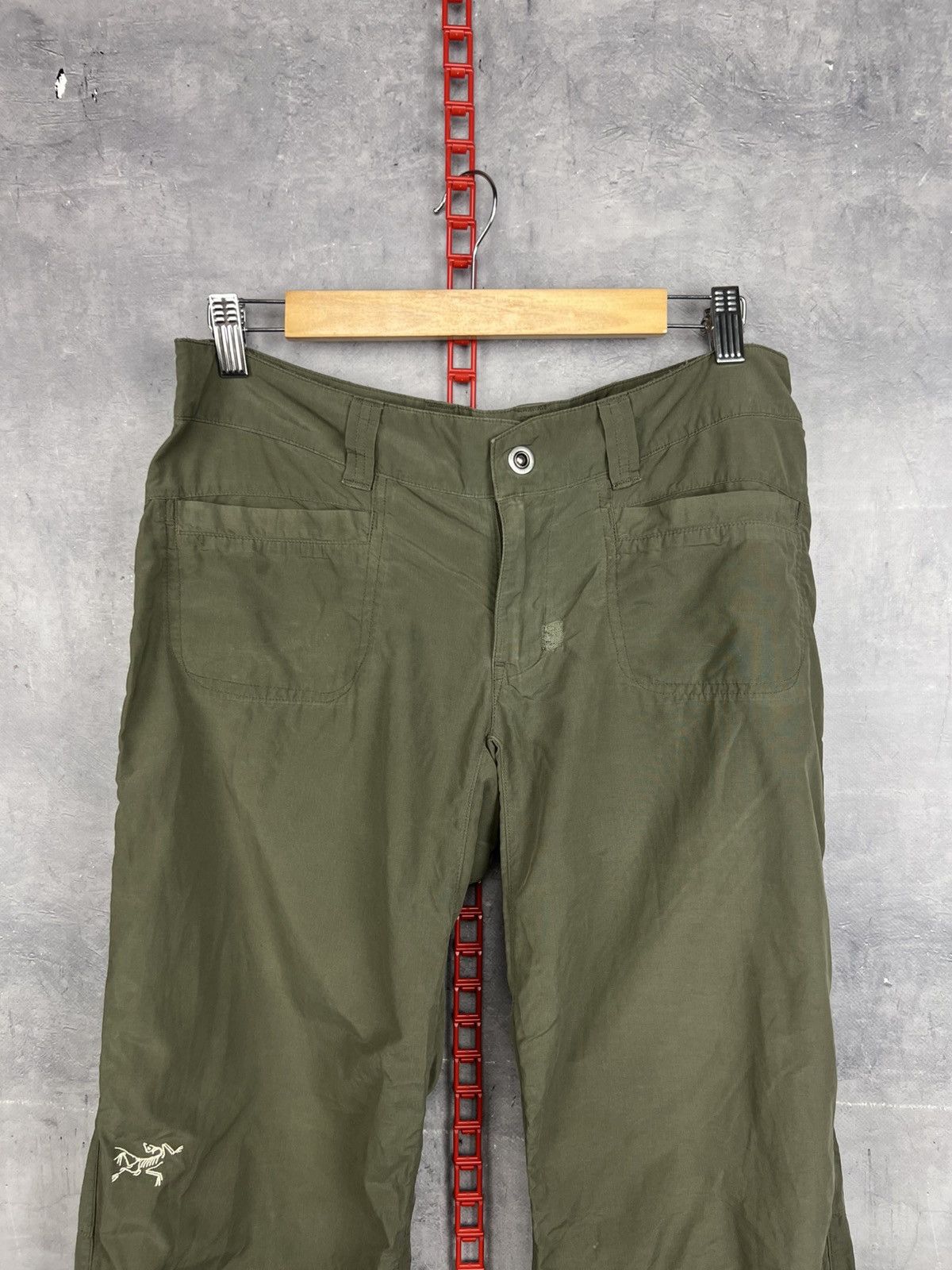 Arc'teryx Arc'teryx Women's Olive Green High Rise Straight Leg Pants 6 Size 28" / US 6 / IT 42 - 8 Thumbnail