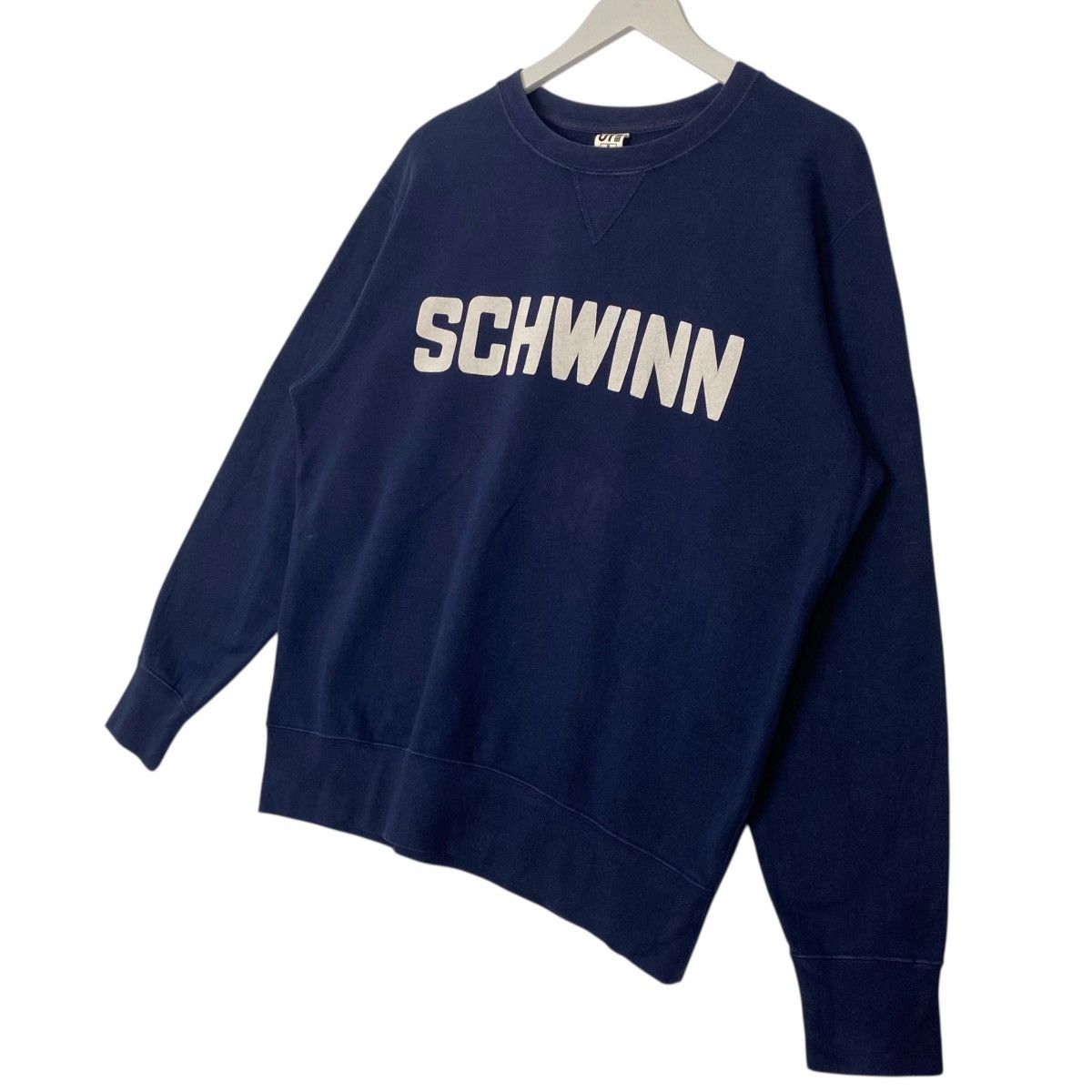 Vintage Vintage Ut Schwinn Crewneck Sweatshirt Navy Blue Size M Size US M / EU 48-50 / 2 - 2 Thumbnail
