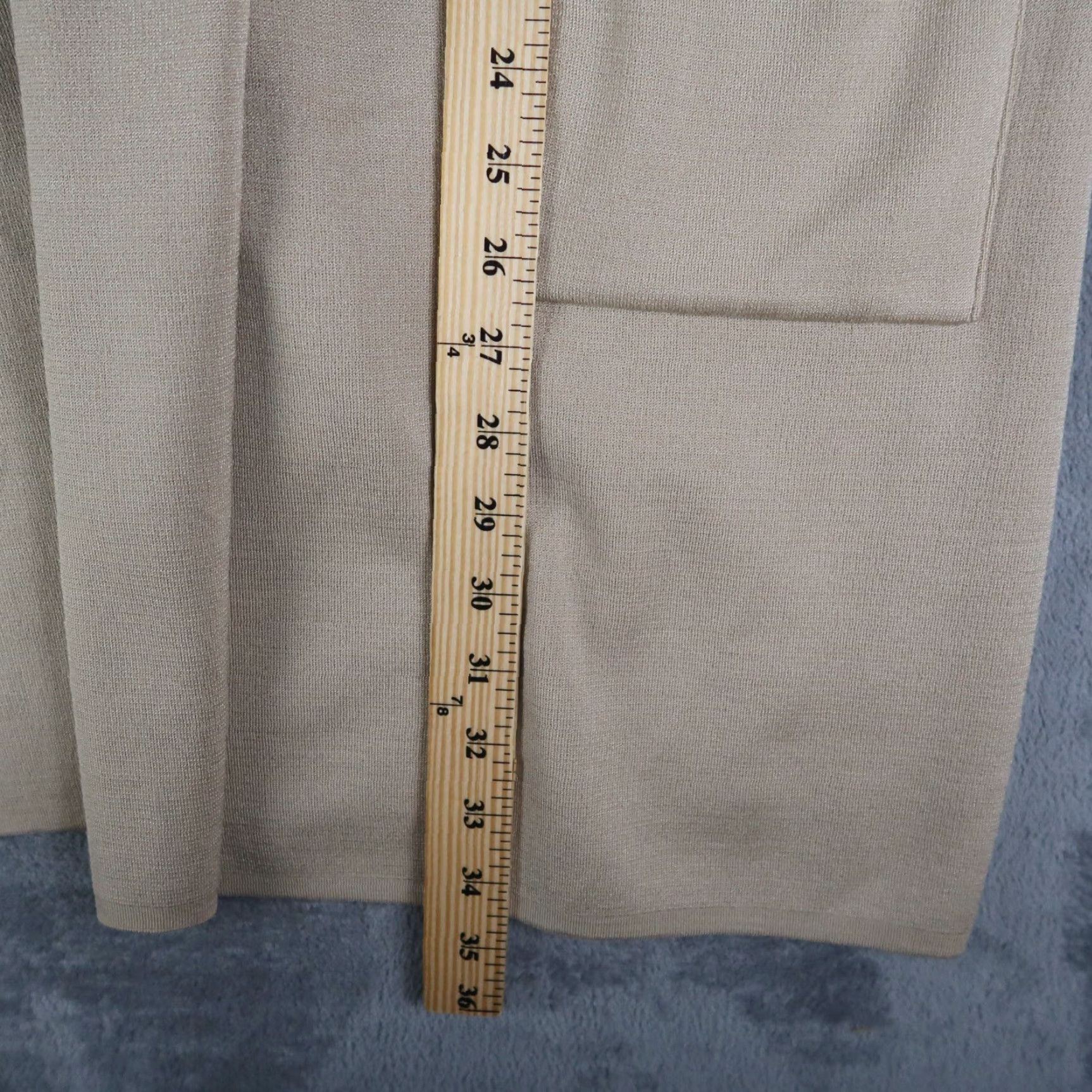 St. John St. John Cardigan Vest Sweater Open Collar Tan Size M Medium Womens Knit Open Collar Cardigan Tan Vintage: No Features: Open Size M / US 6-8 / IT 42-44 - 6 Thumbnail