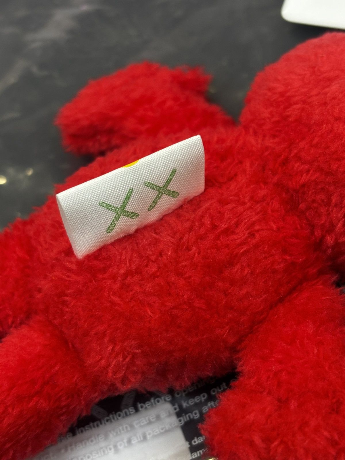 Kaws Kaws x Sesame Street Water Parade Keychain Elmo Size ONE SIZE - 4 Thumbnail