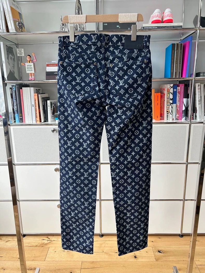 Louis Vuitton Louis Vuitton 18SS original Vivienne blue full Monogram lo Size US 30 / EU 46 - 3 Thumbnail