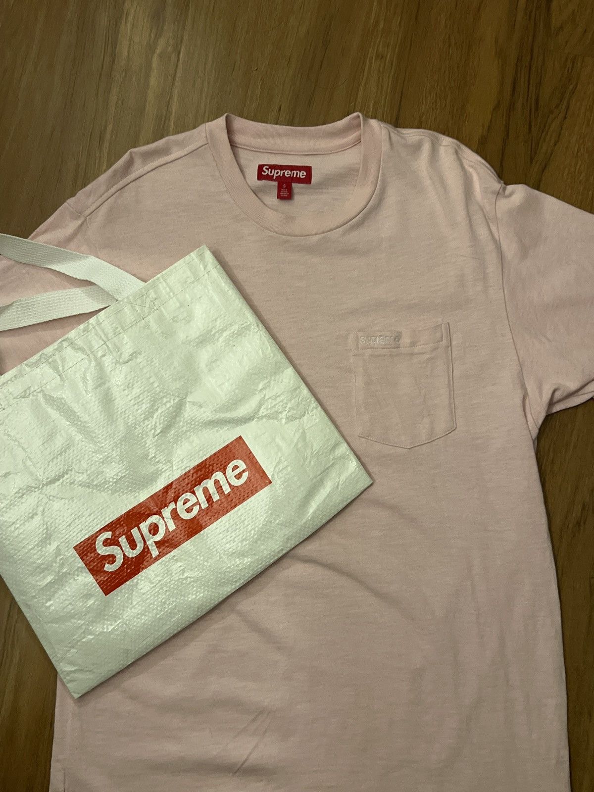 Supreme Pink Supreme Pocket Tee 🌸 Size US S / EU 44-46 / 1 - 1 Thumbnail