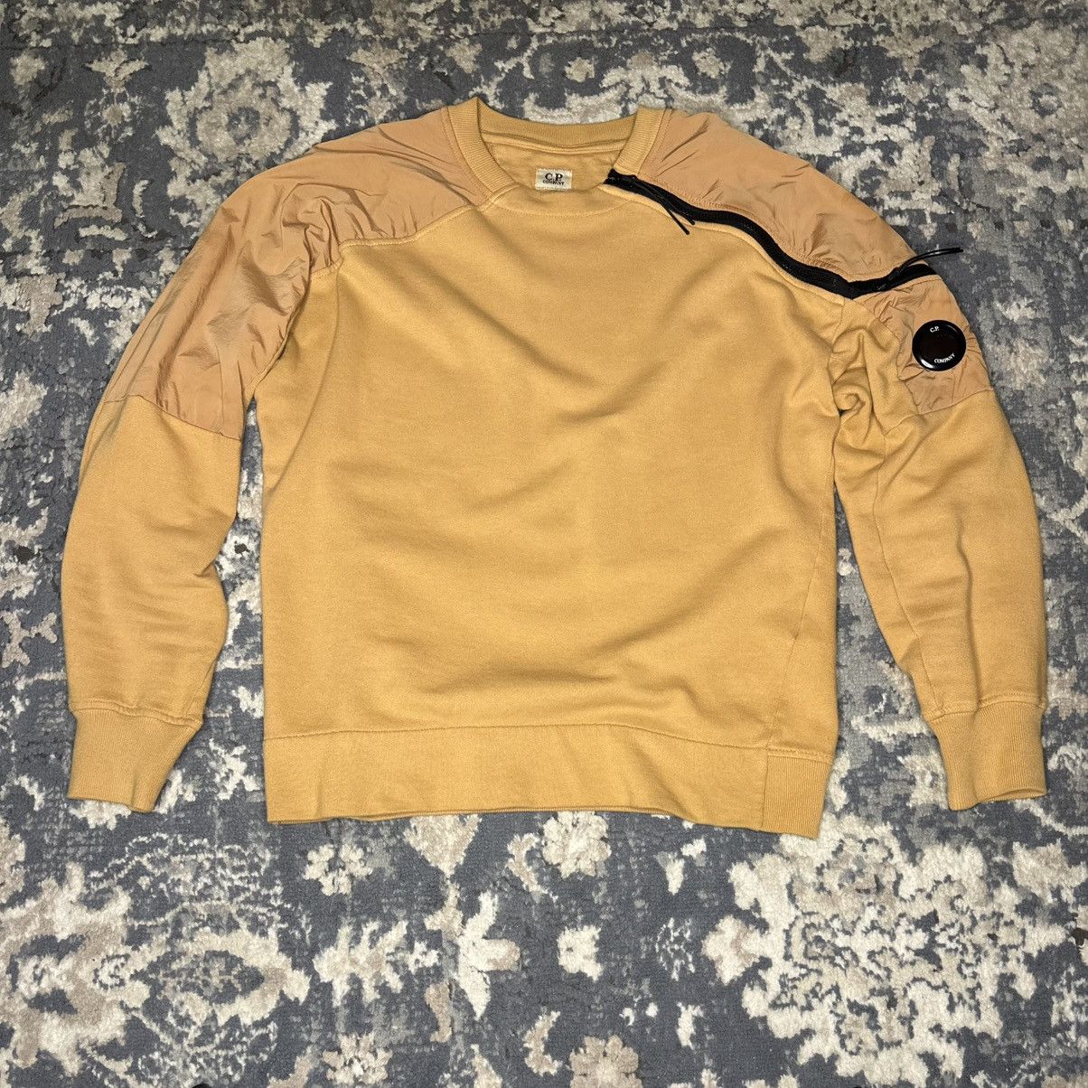 C.P. Company C.P. Company CP Company Goggle Lens Sweatshirt Size M Size US M / EU 48-50 / 2 - 1 Thumbnail