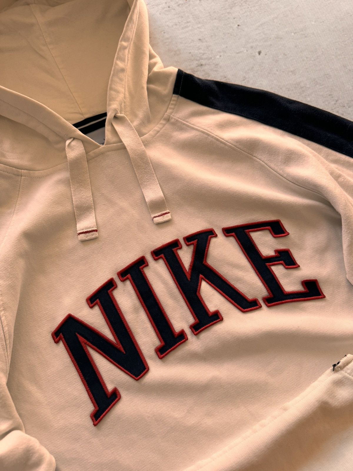 Nike × Vintage NIKE VINTAGE CENTER LOGO OVERSIZE BOXY HOODIE Size US S / EU 44-46 / 1 - 4 Thumbnail