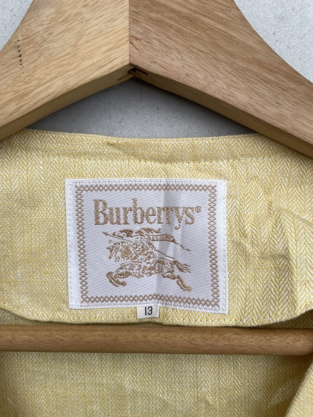 Burberry 🔥Accept Binding Offer🔥 Burberry Size L / US 10 / IT 46 - 10 Thumbnail