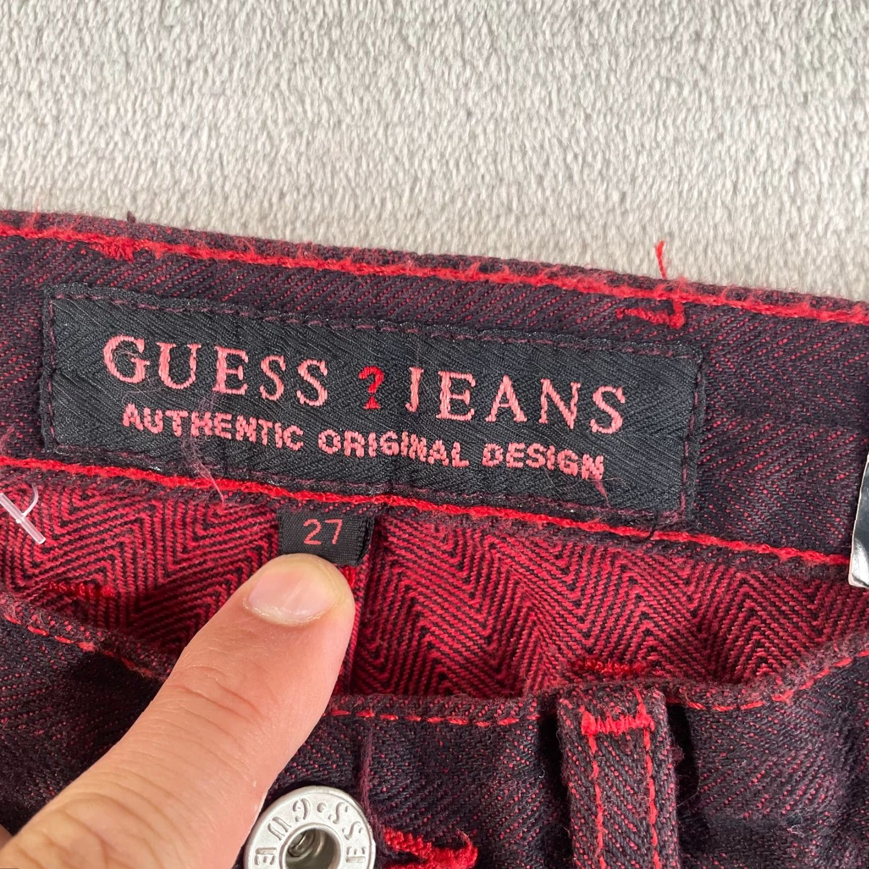 Guess VINTAGE GUESS USA Jeans Women 27x31 Red Black Striped Premium DeadStock NWT Jeans Women 27x31 Red Black Striped Premium DeadStock NWT Size 27" / US 4 / IT 40 - 2 Thumbnail