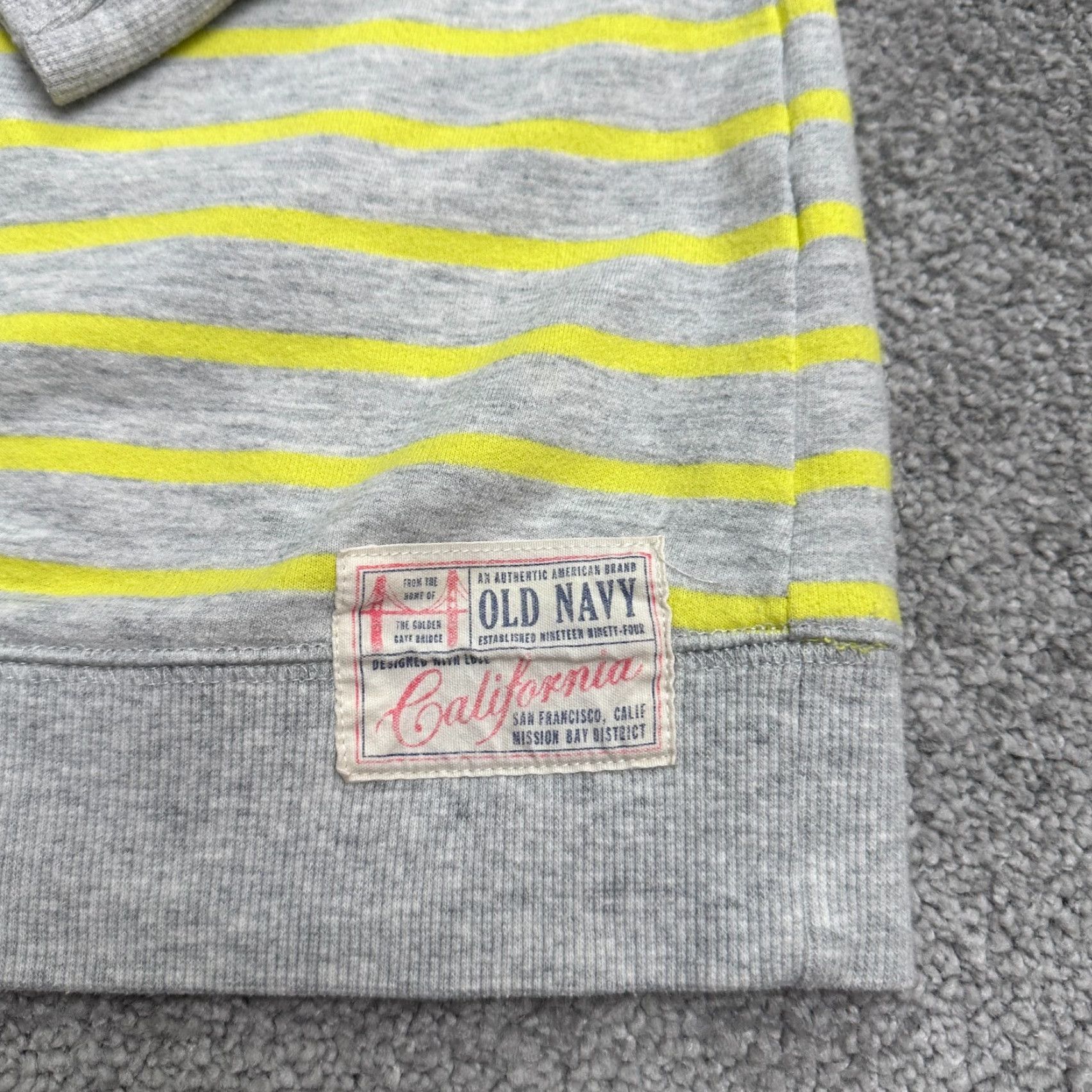 Old Navy Old Navy Sweatshirt Womens Medium Gray Yellow Raglan Round Neck Pullover Casual Size M / US 6-8 / IT 42-44 - 3 Thumbnail