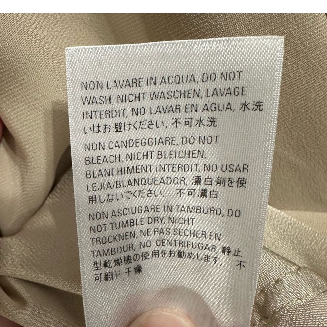 Balenciaga SS20 Unisex Oversized Button Front Shirt size FR 34 Beige Size ONE SIZE - 16 Thumbnail
