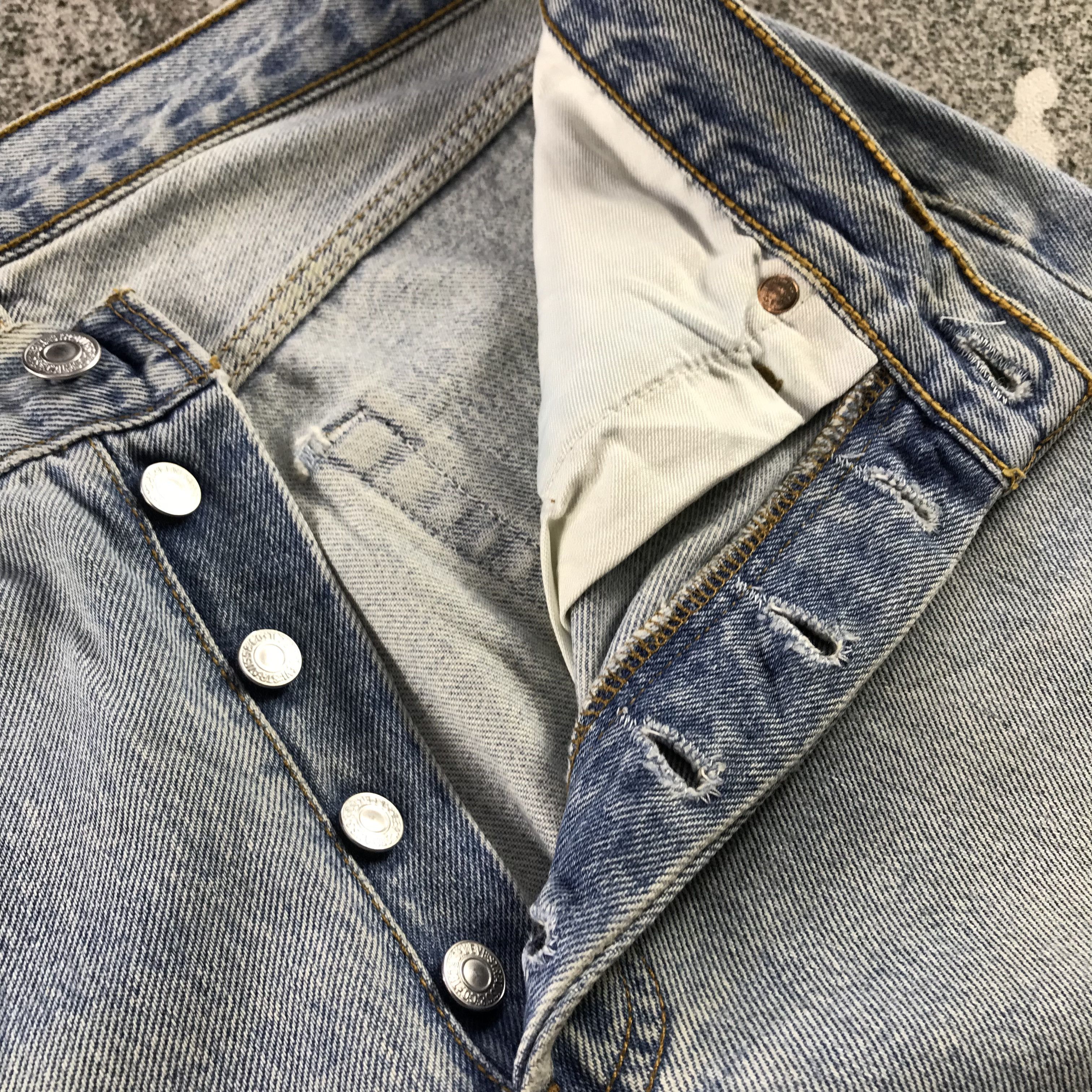 Levi's Vintage 90s Levis 501 Jeans Stone Wash Denim KJ3366 Size US 30 / EU 46 - 10 Thumbnail