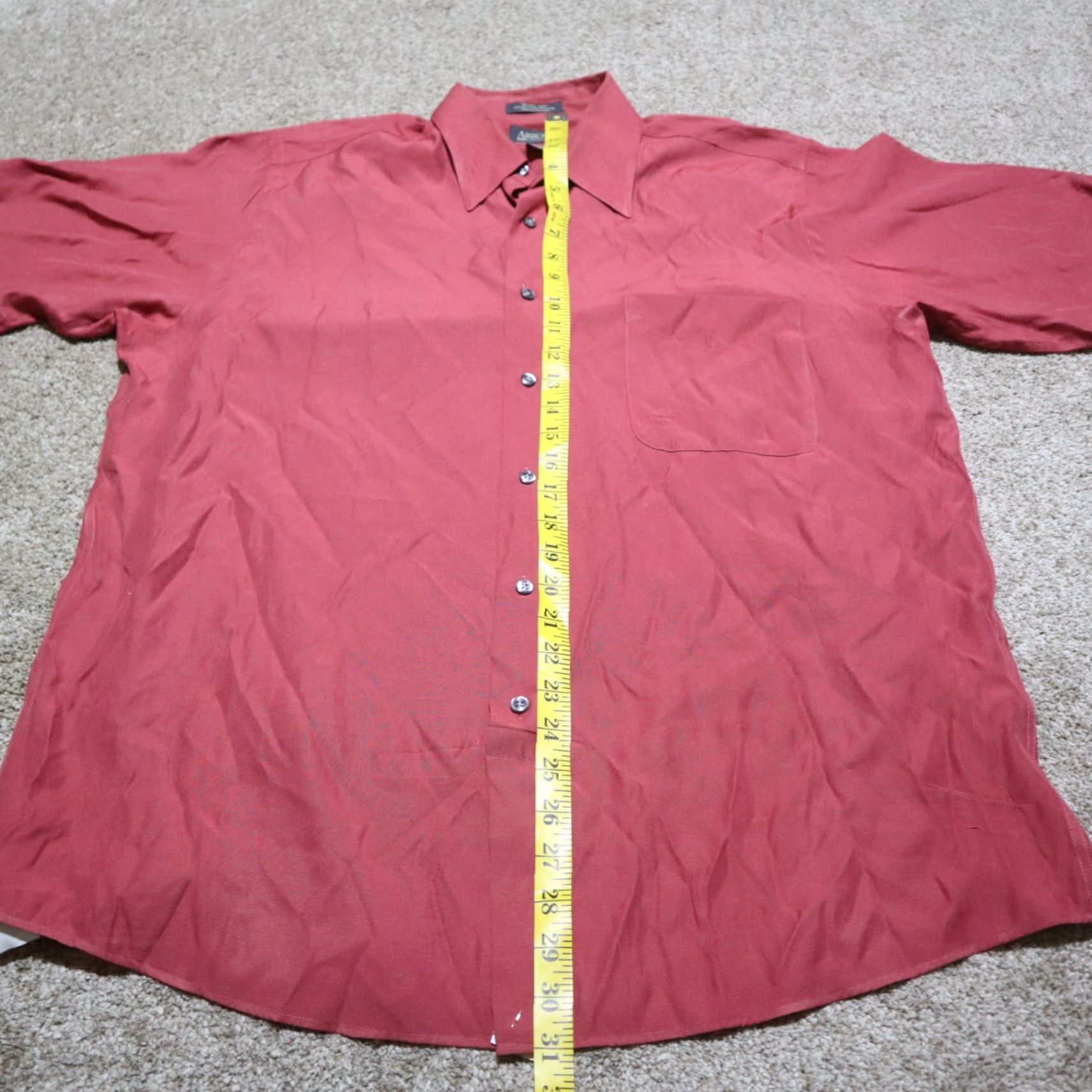 Arrow Arrow Shirt Men L Red ULTRA SILK Short Sleeves Button Front 16.5" Chest 47 in Regular Fit Casual Vintage No Size US L / EU 52-54 / 3 - 6 Thumbnail