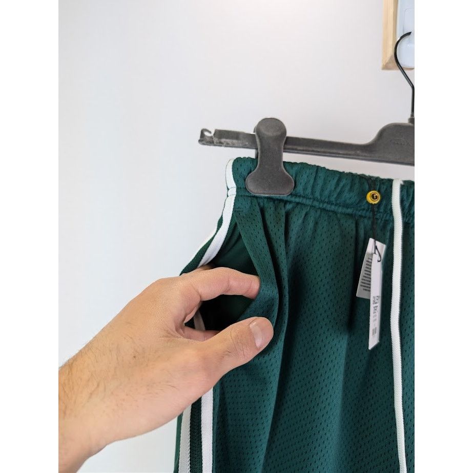 Gallery Dept. o1rshd1 Shorts in Green Size US 30 / EU 46 - 7 Thumbnail
