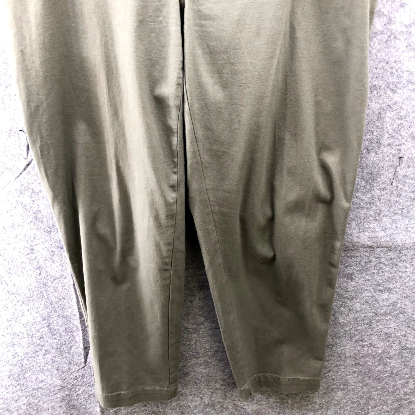 Vintage Bar lll Chino Pants Womens 18W Army Green Elastic Waistband Stretch Tapered Crop Pants Womens Chino Army Green 18W Stretch Crop Bar lll Size 40" / US 18 - 4 Thumbnail