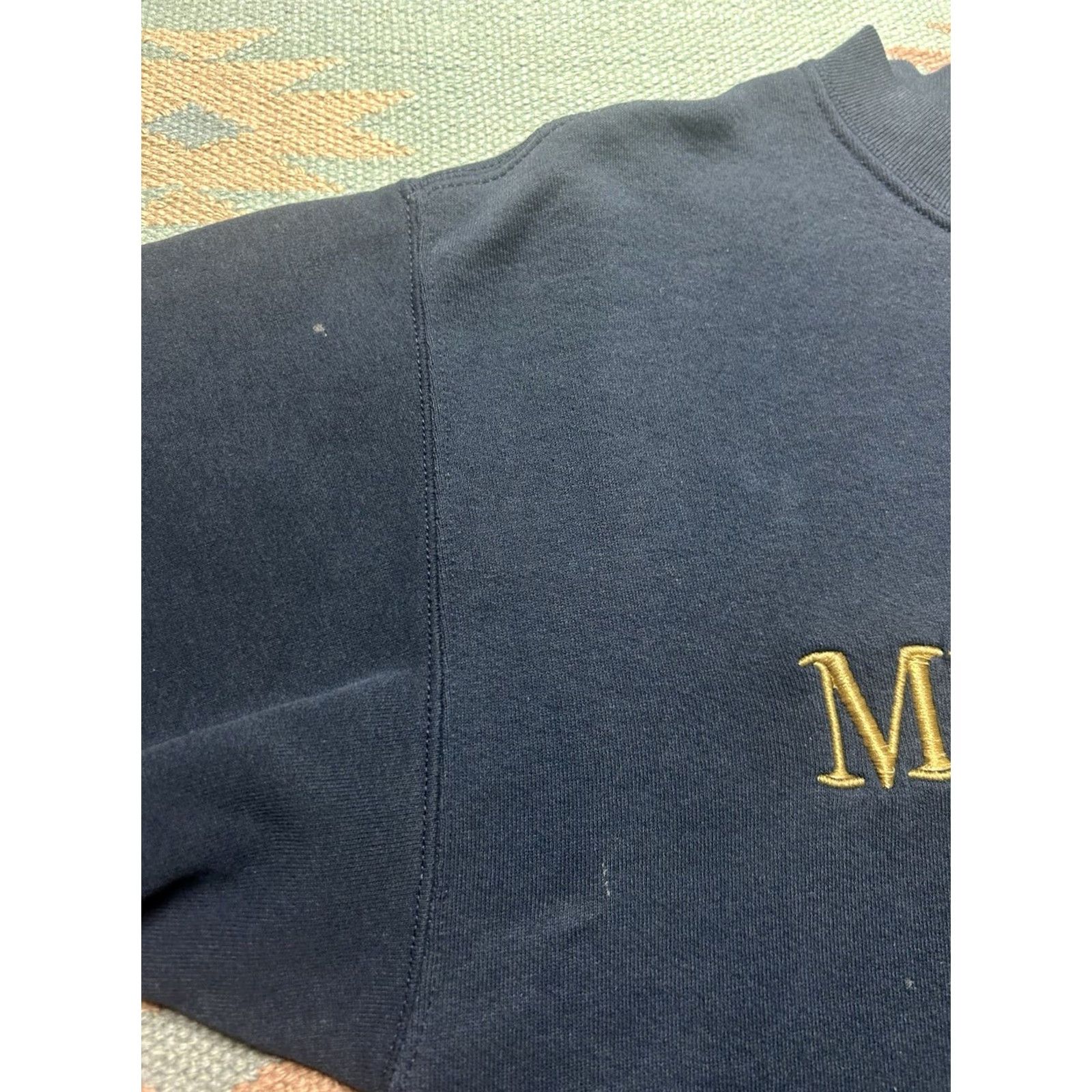 Vintage VINTAGE University of Michigan Embroidered Sweatshirt Crewneck Medium Blue 90s 80s Pullover Men M Size US M / EU 48-50 / 2 - 5 Thumbnail