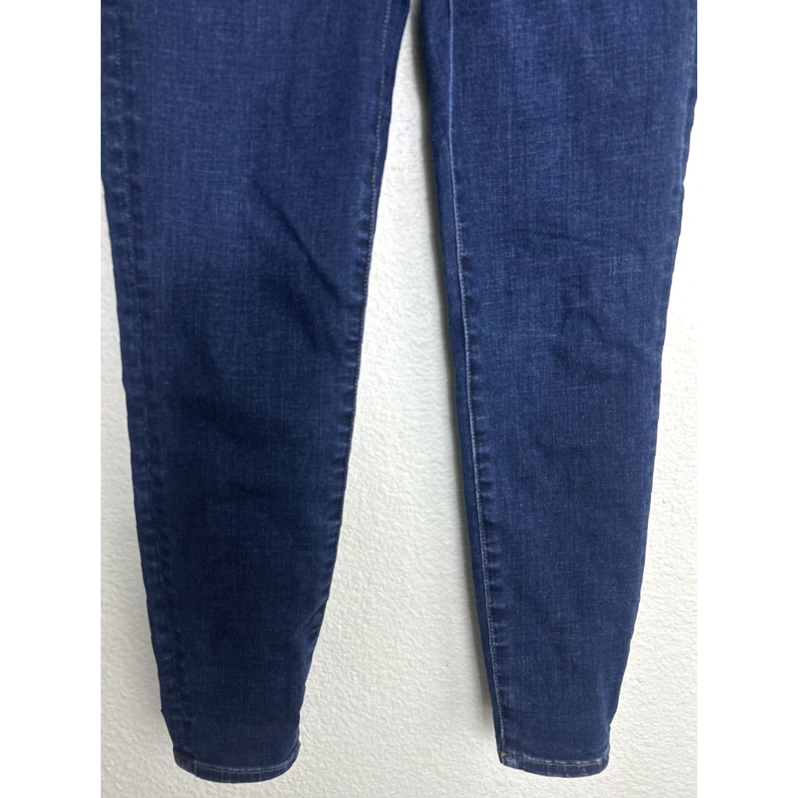 American Eagle Outfitters American Eagle Next Stretch Dark Wash Jeans Super Hi Rise Jegging 28x26 Size 6 Size 30" / US 8 / IT 44 - 2 Thumbnail