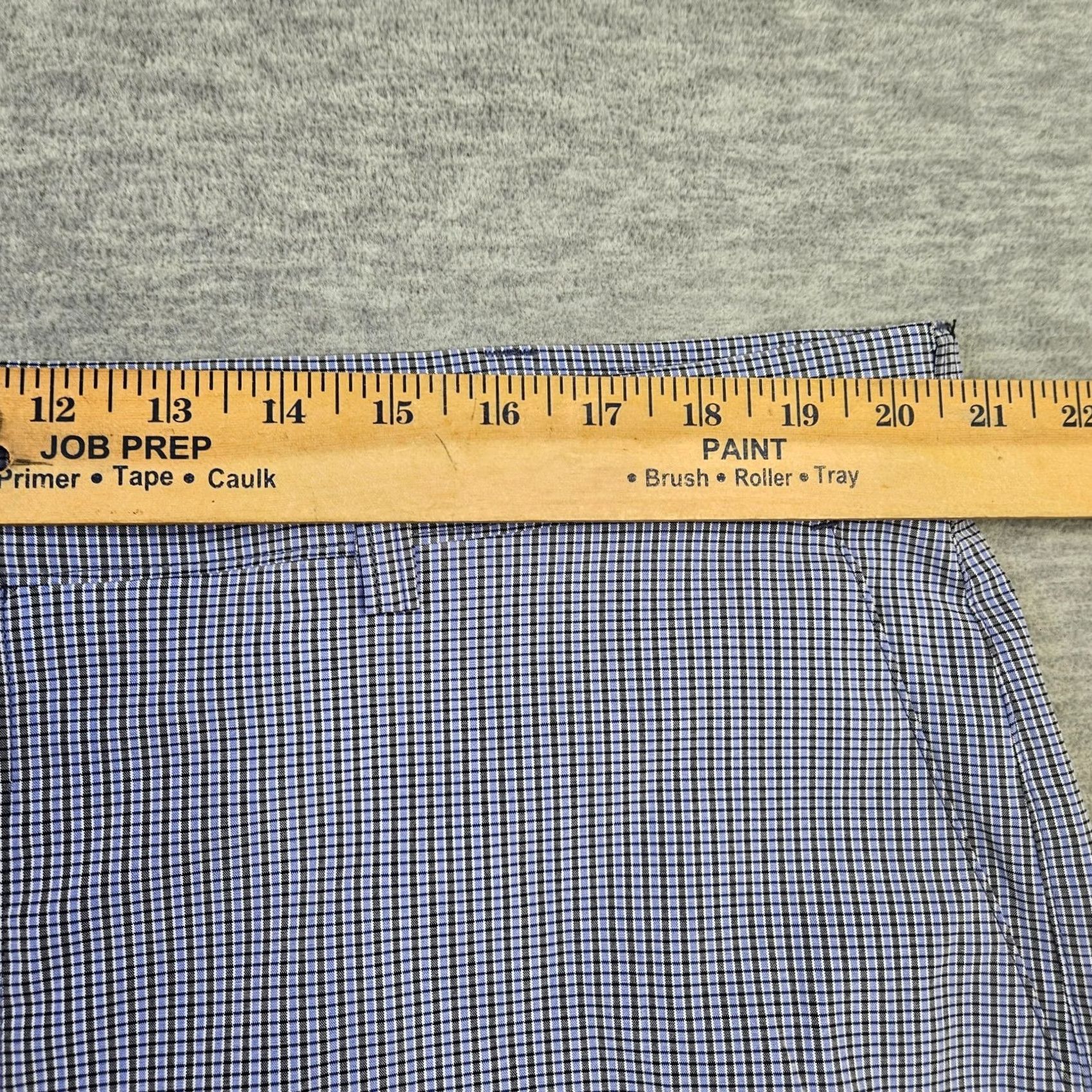 PGA Tour PGA TOUR Golf Shorts Plaid Blue Black Pocket Size 42 Chino Men Regular Waist Slash Pocket Vintage No N/A Size US 42 / EU 58 - 3 Thumbnail