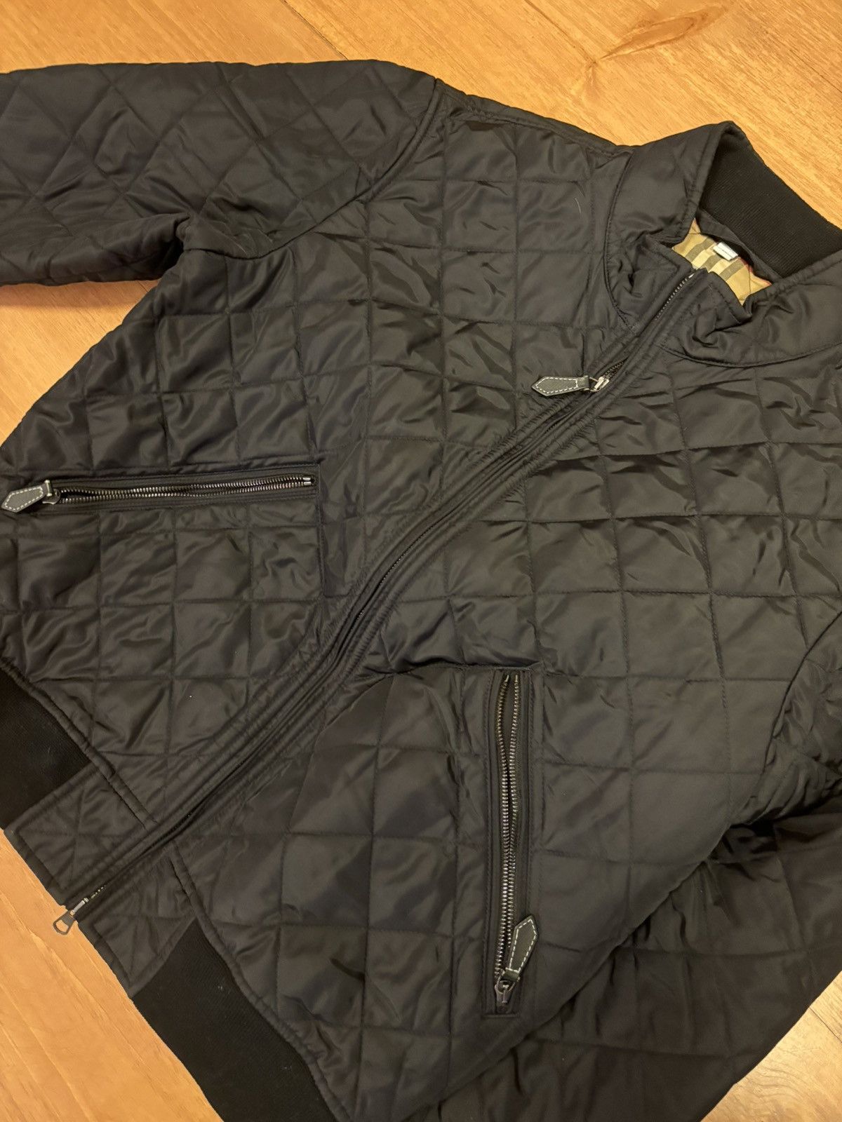 Burberry Burberry Quilted Bomber Jacket Size US M / EU 48-50 / 2 - 4 Thumbnail