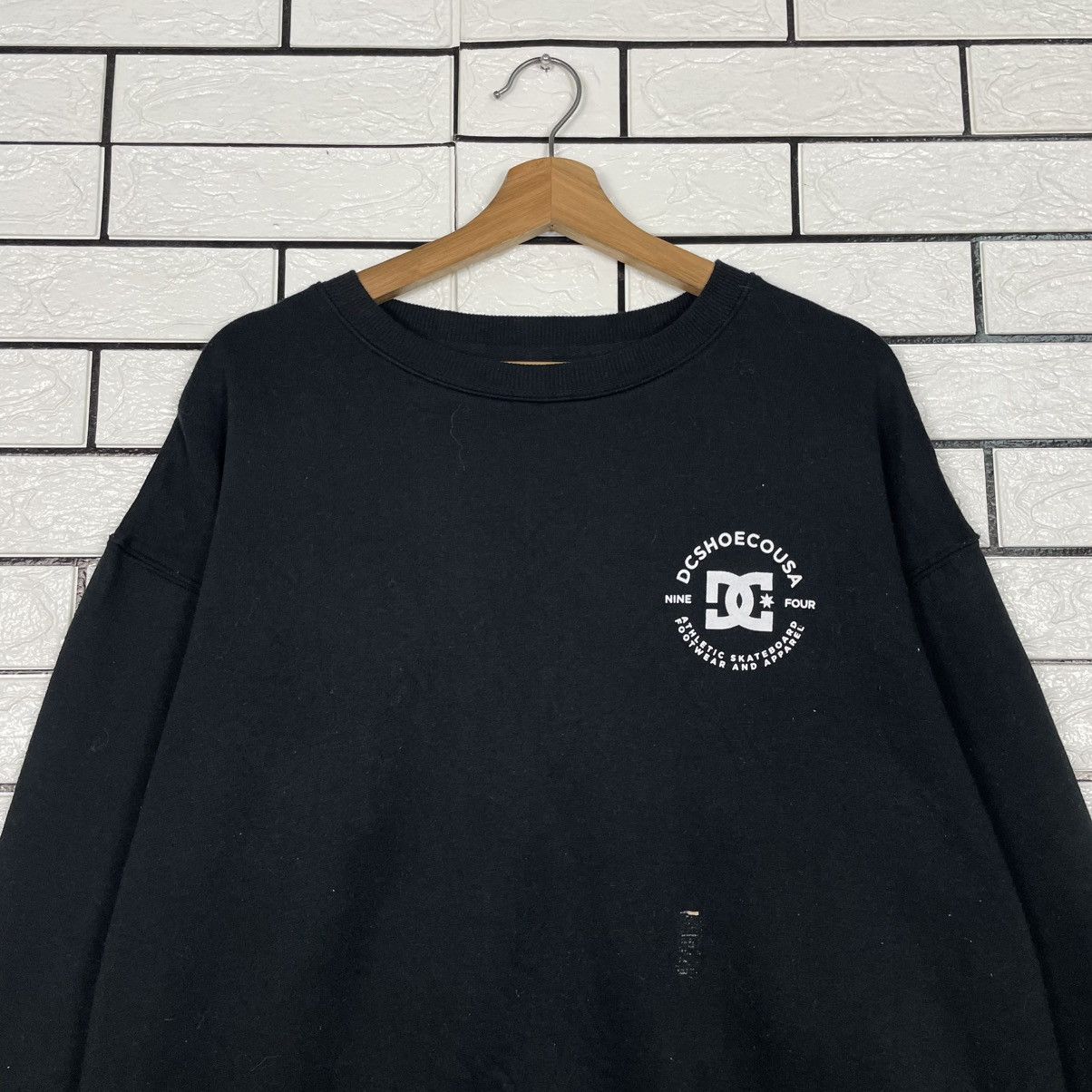 DC DC Shoe Co USA Crewneck Sweatshirt Size US M / EU 48-50 / 2 - 2 Thumbnail