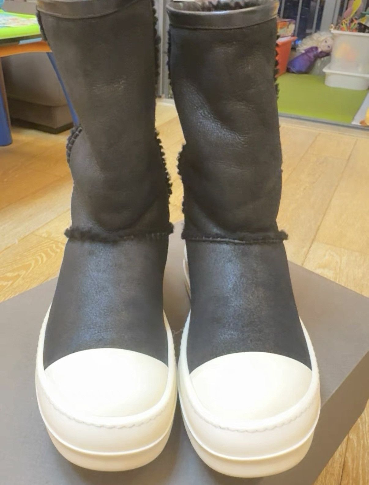 Rick Owens Rick Owens High-Top Shearling Boots Size US 5.5 / EU 38 - 2 Thumbnail