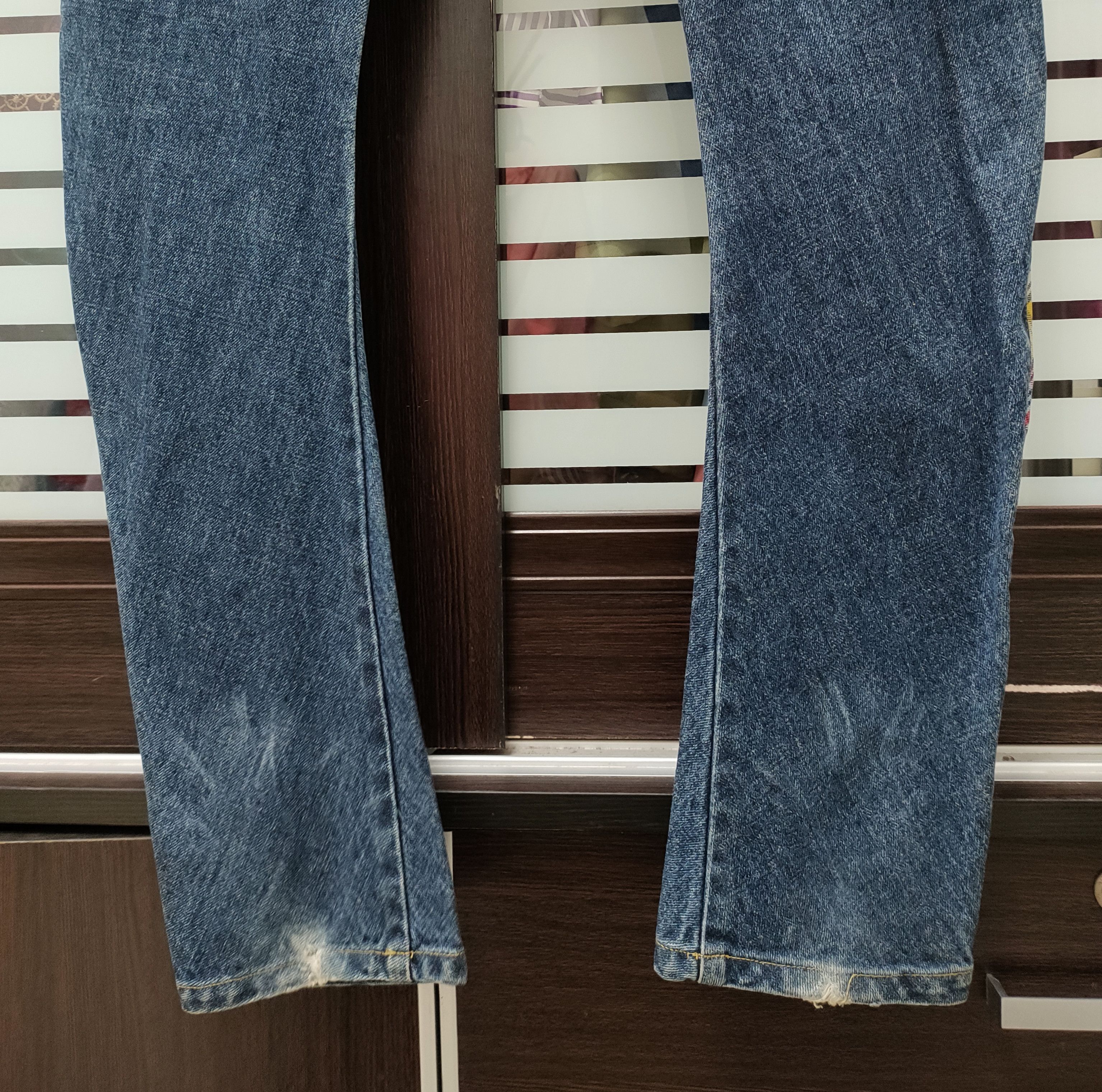 Japanese Brand 💥Banana Curve Style Par-ci Par- la Japanese Brand 💥 Size US 30 / EU 46 - 10 Thumbnail