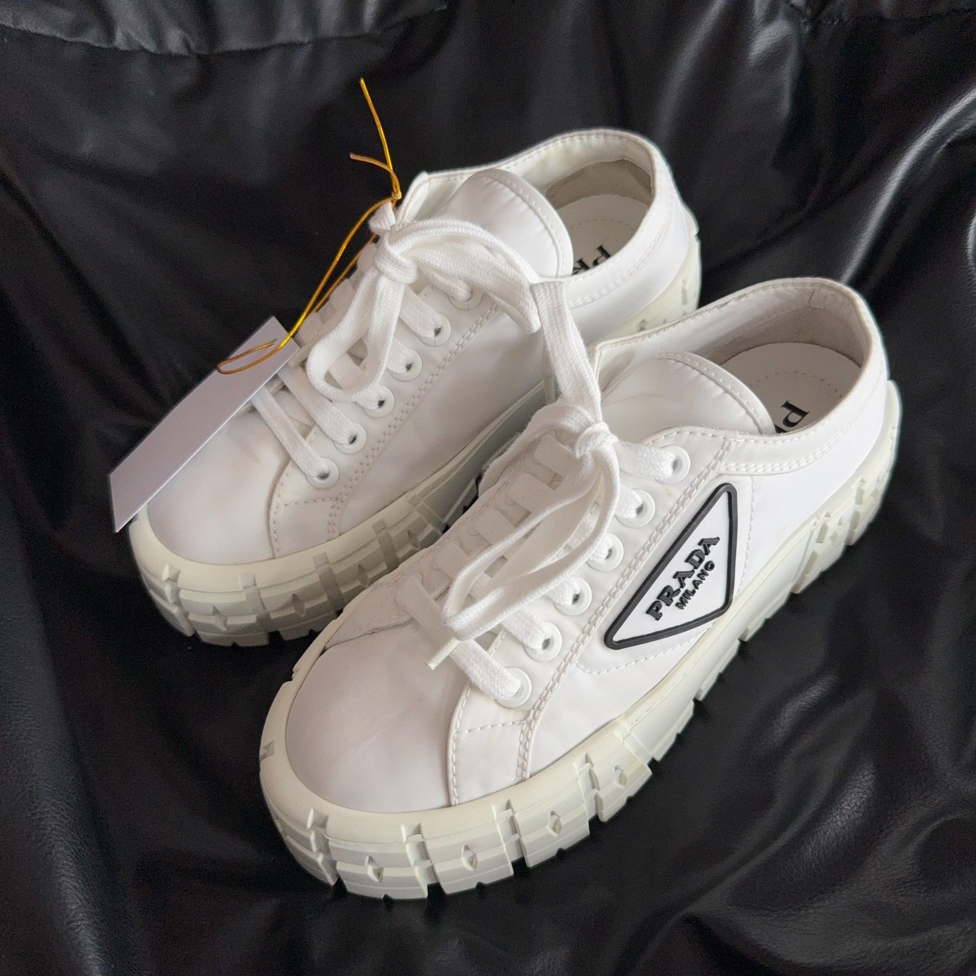 Prada Prada Lowtop Sneakers 37 Women Size US 6.5 / IT 36.5 - 1 Thumbnail