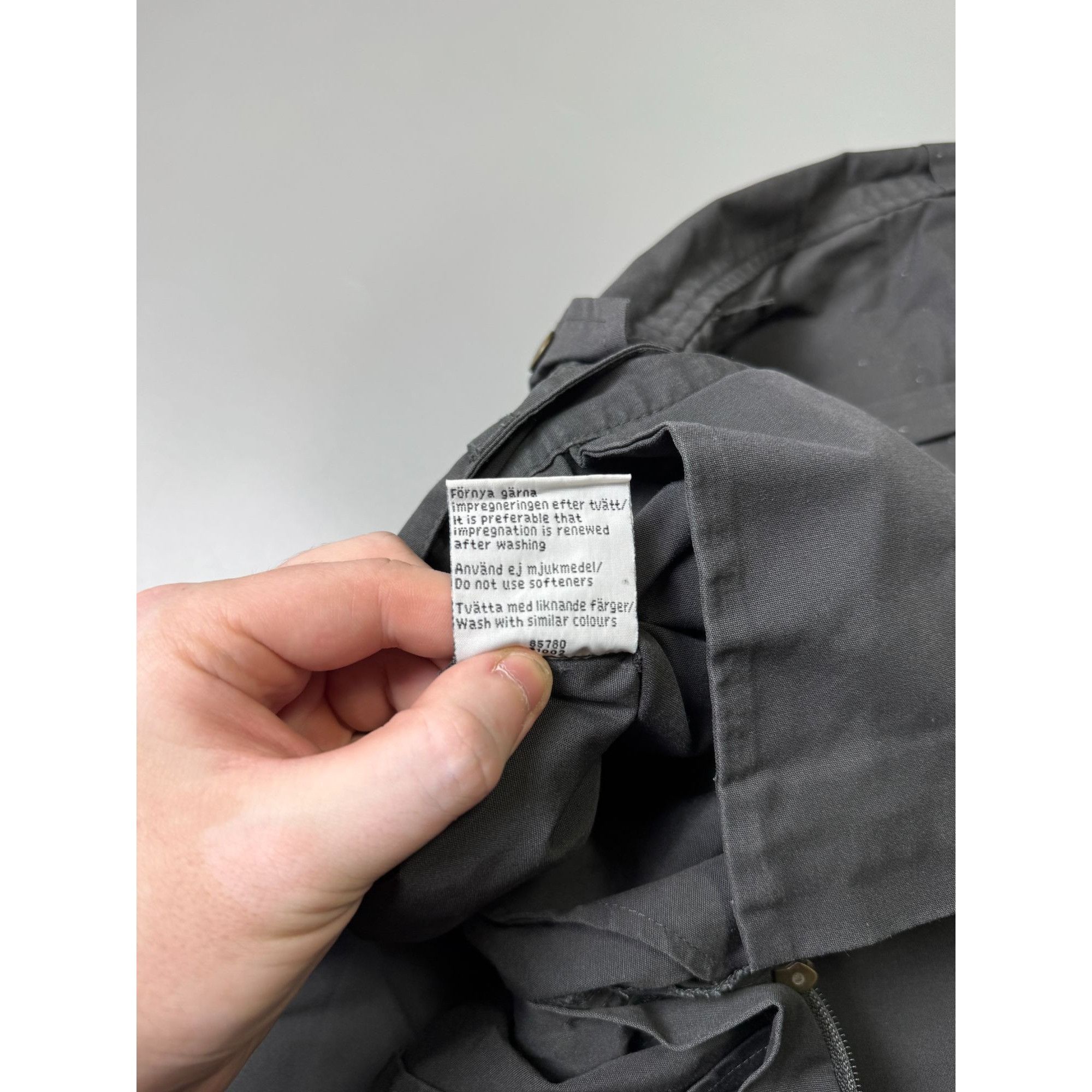 Fjallraven Fjallraven G-1000 Work Cargo Pants (Y1165) Size US 40 / EU 56 - 9 Thumbnail