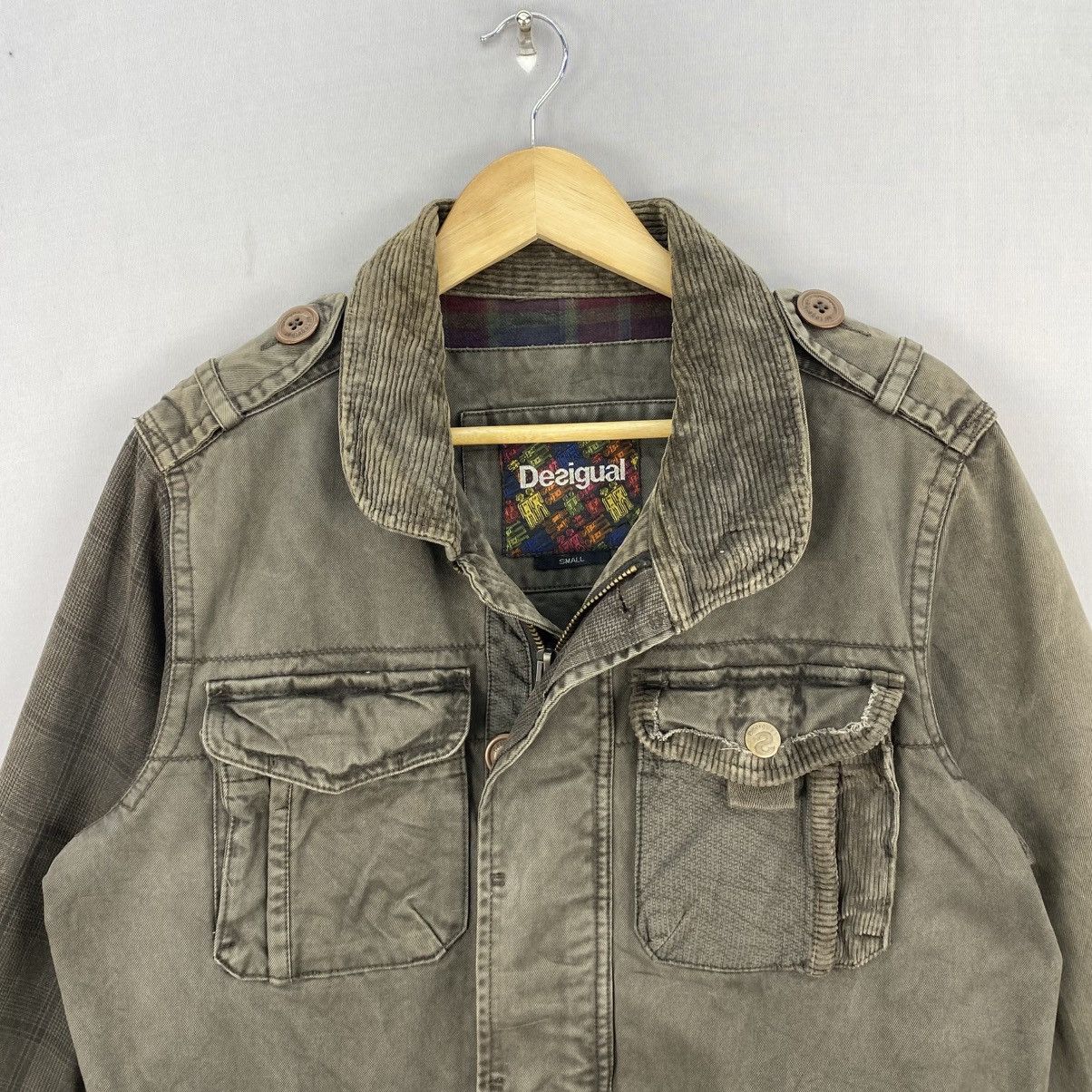 Japanese Brand Vintage Desigual Embroidered Big Logo Jacket Size US S / EU 44-46 / 1 - 7 Thumbnail