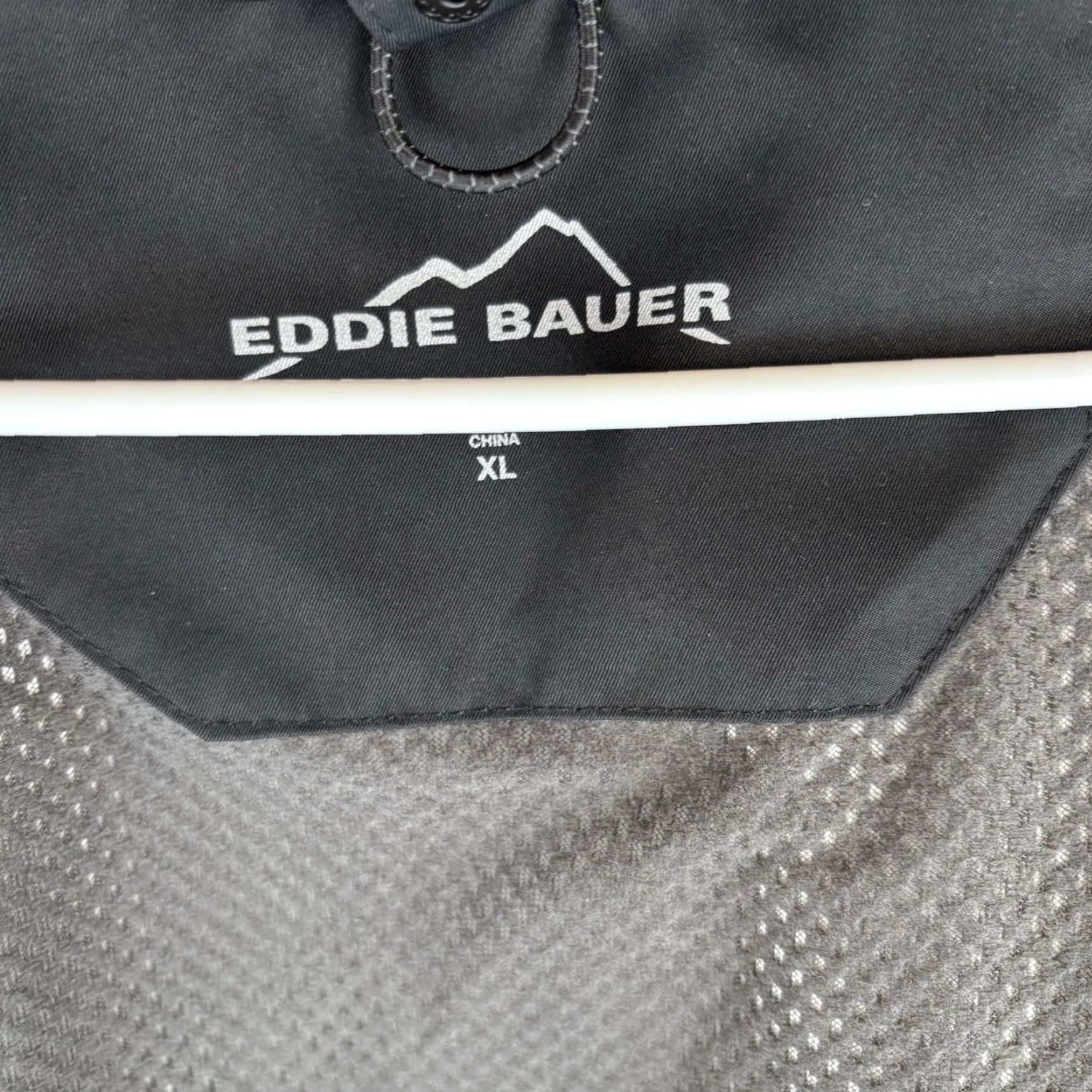Eddie Bauer VINTAGE not included; cannot add new info. Please provide the original title to generate the optimized version. Size US XL / EU 56 / 4 - 5 Thumbnail