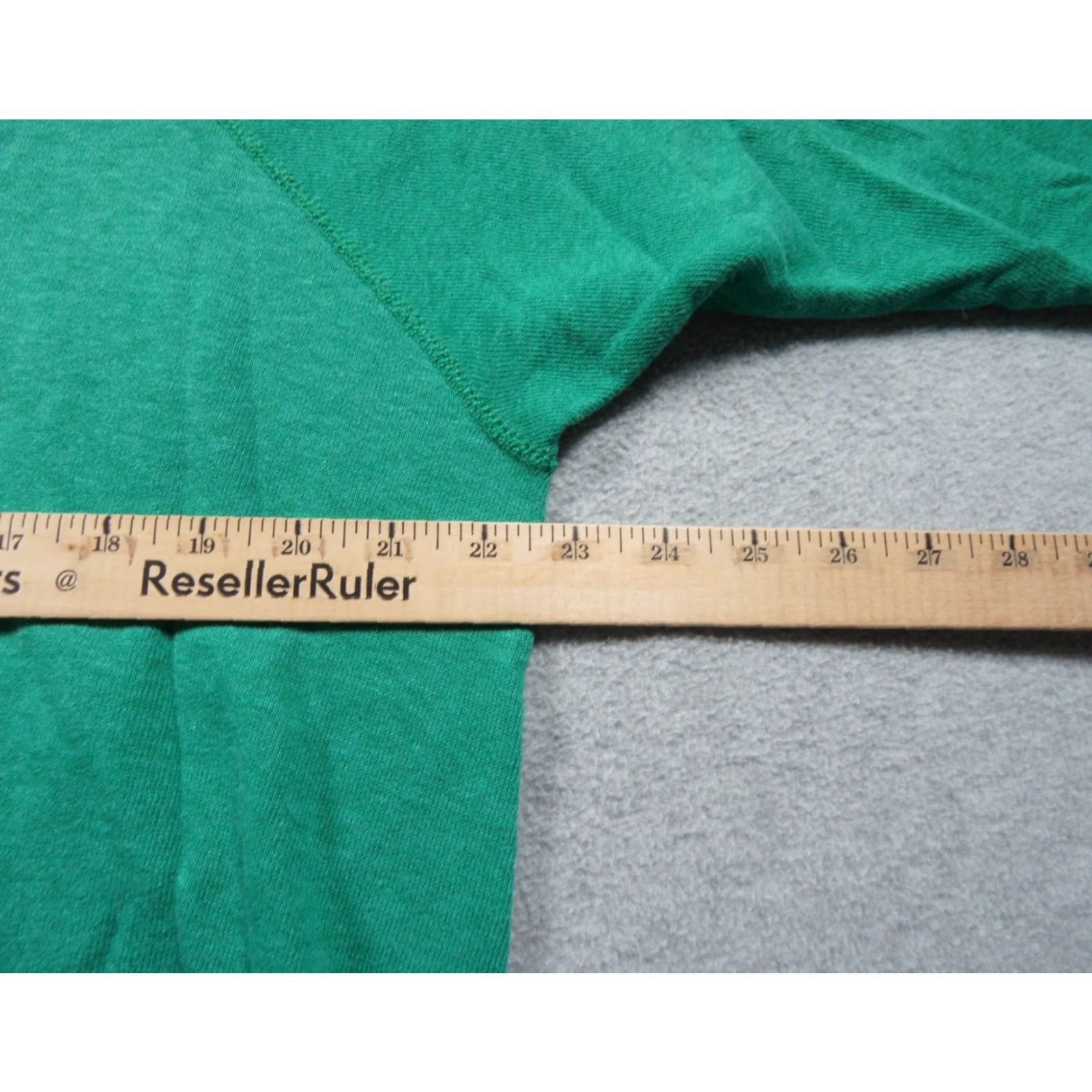 Vintage Vintage Raglan Sweatshirt Adult Large Green Crewneck 80s Sweater Patchwork Whale Size US L / EU 52-54 / 3 - 7 Thumbnail