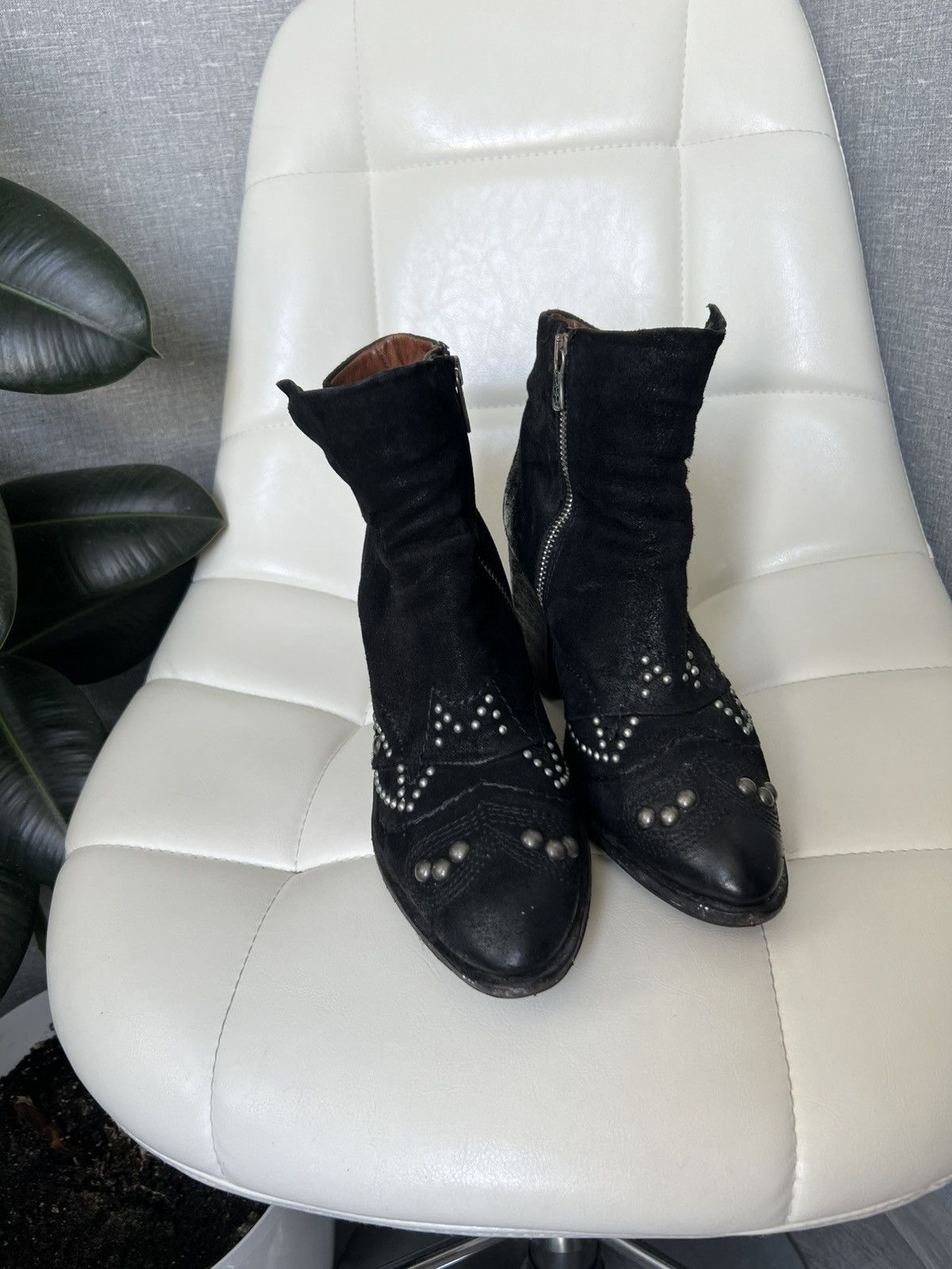 A.S.98 A.S.98 Western Style Studded Suede Leather Ankle Boots Sz 39 Size US 9 / IT 39 - 15 Thumbnail