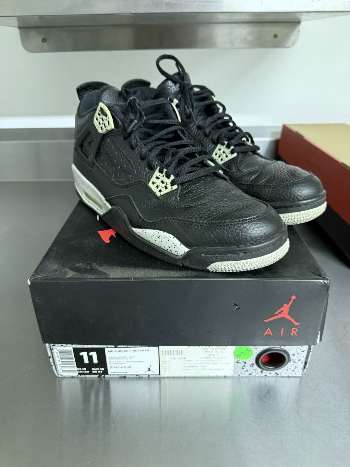 Jordan Brand Jordan 4 oreo Size US 11 / EU 44 - 1 Thumbnail