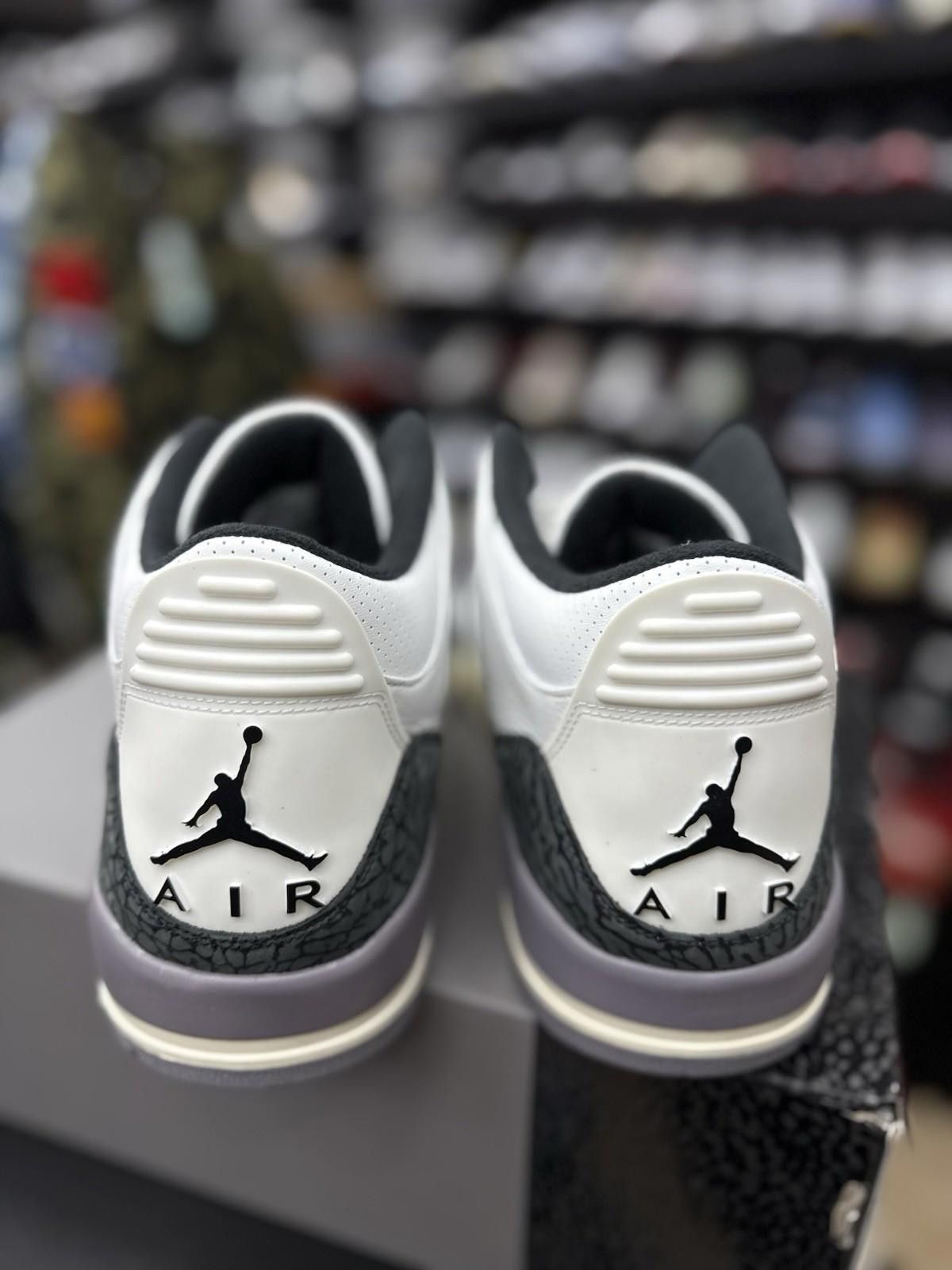 Nike Size 17 Nike Air Jordan 3 Retro Summit White Fire Red Mens Size US 15 / EU 48 - 9 Thumbnail