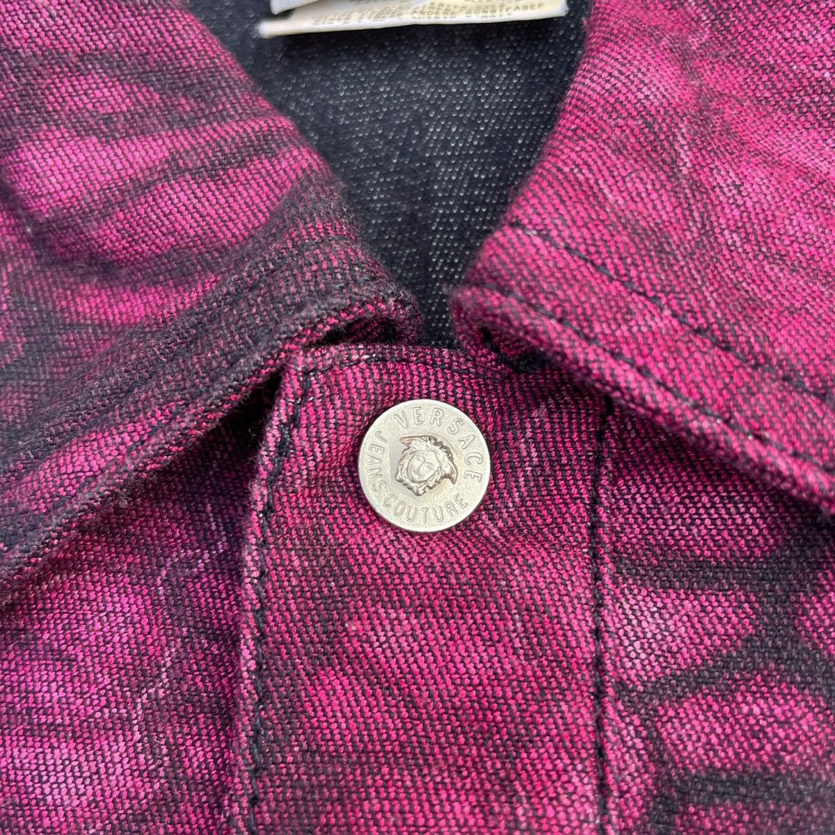 Versace Jeans Couture RARE Versace Jeans Couture Pink Python Graphic Denim Jacket Size M / US 6-8 / IT 42-44 - 4 Thumbnail